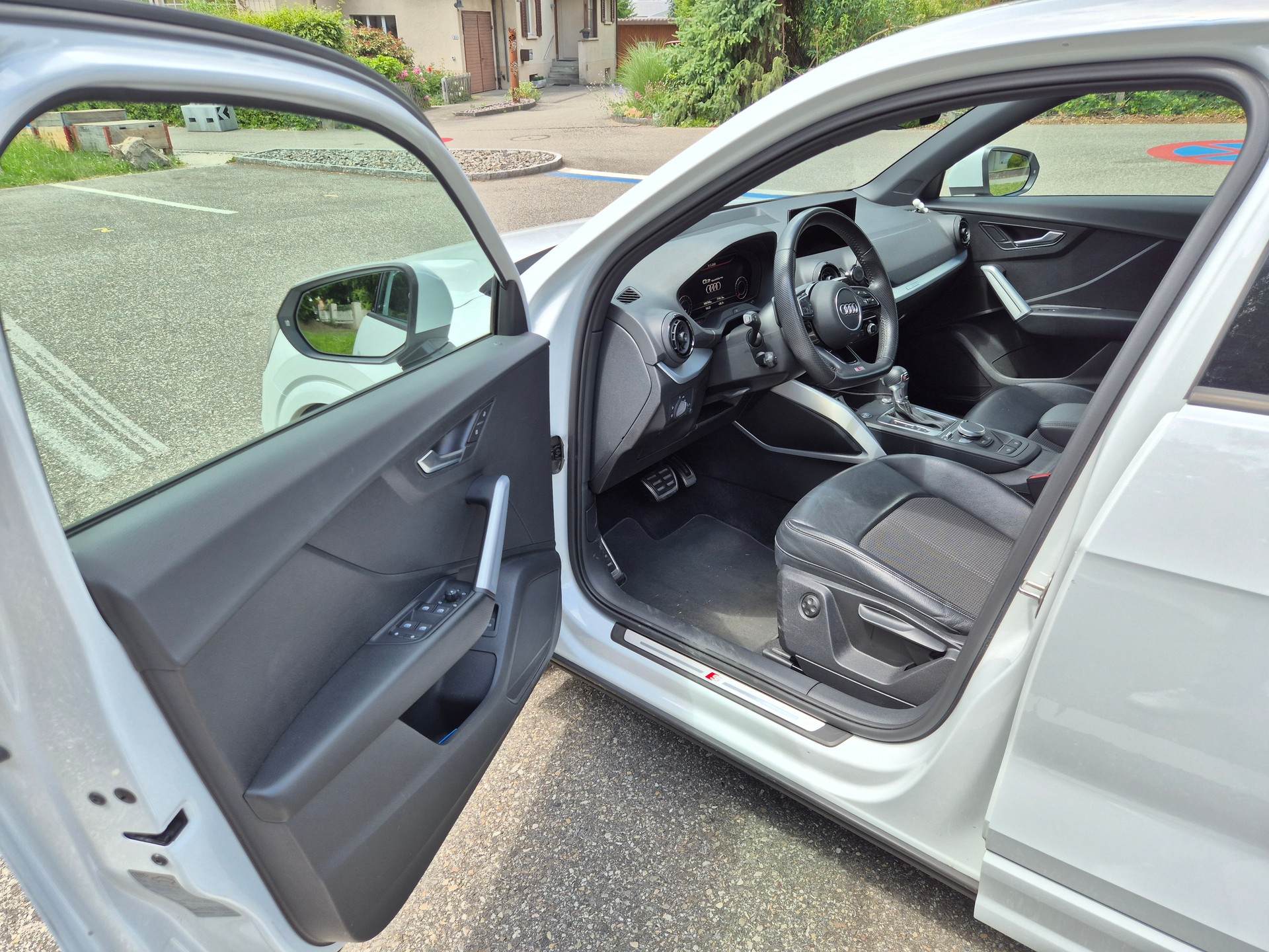AUDI 2.0 TDI Sport quat. S-Tr.-image-5