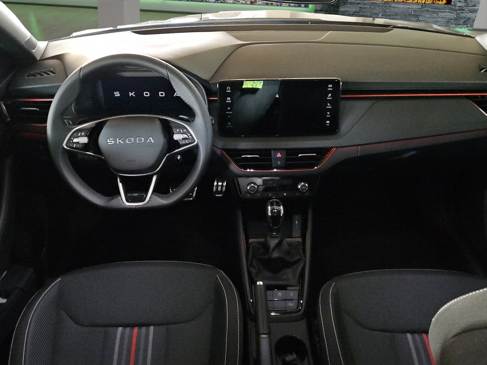 SKODA Scala 1.5 TSI Monte Carlo DSG-image-7