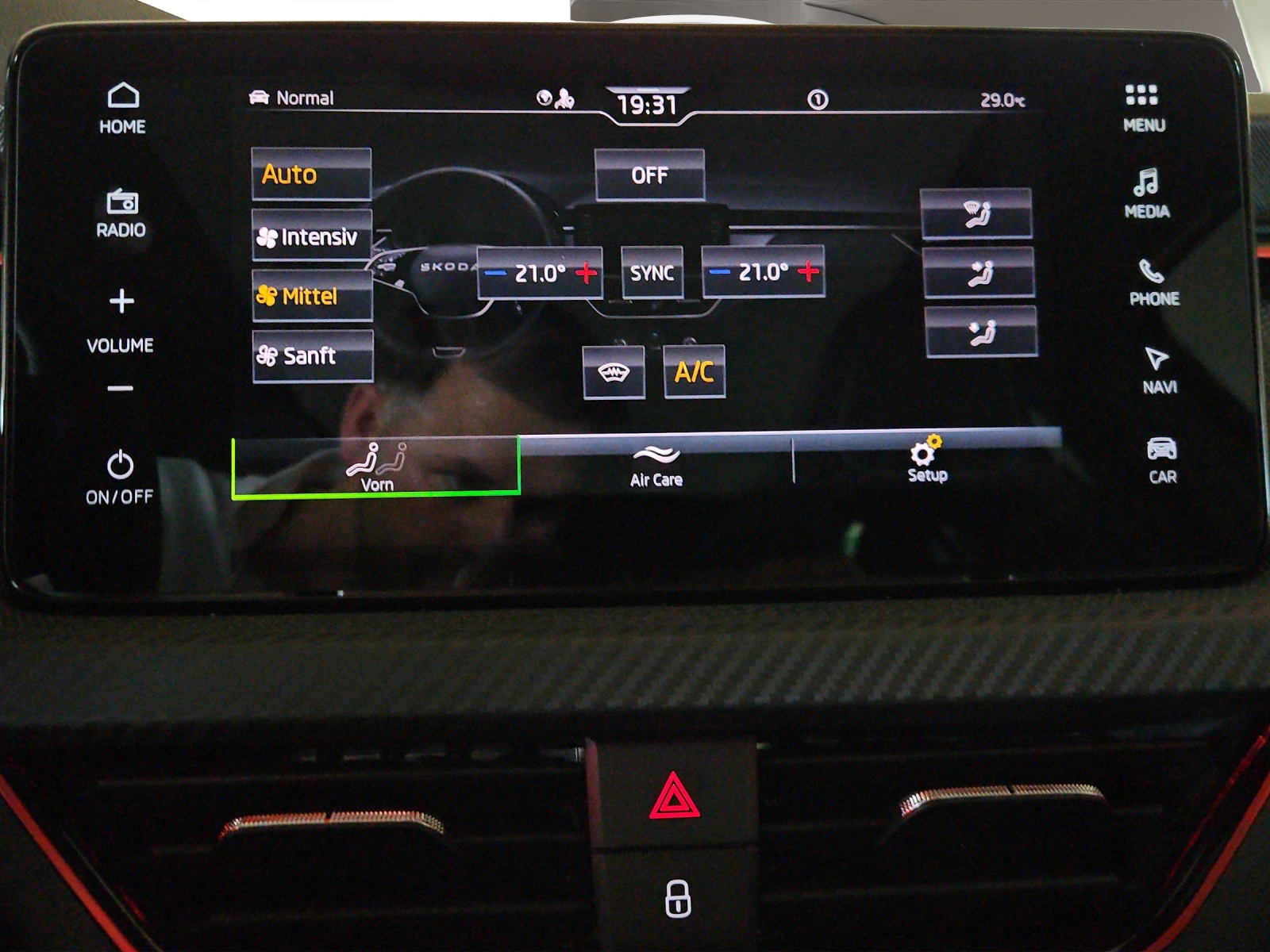 SKODA Scala 1.5 TSI Monte Carlo DSG-image-19