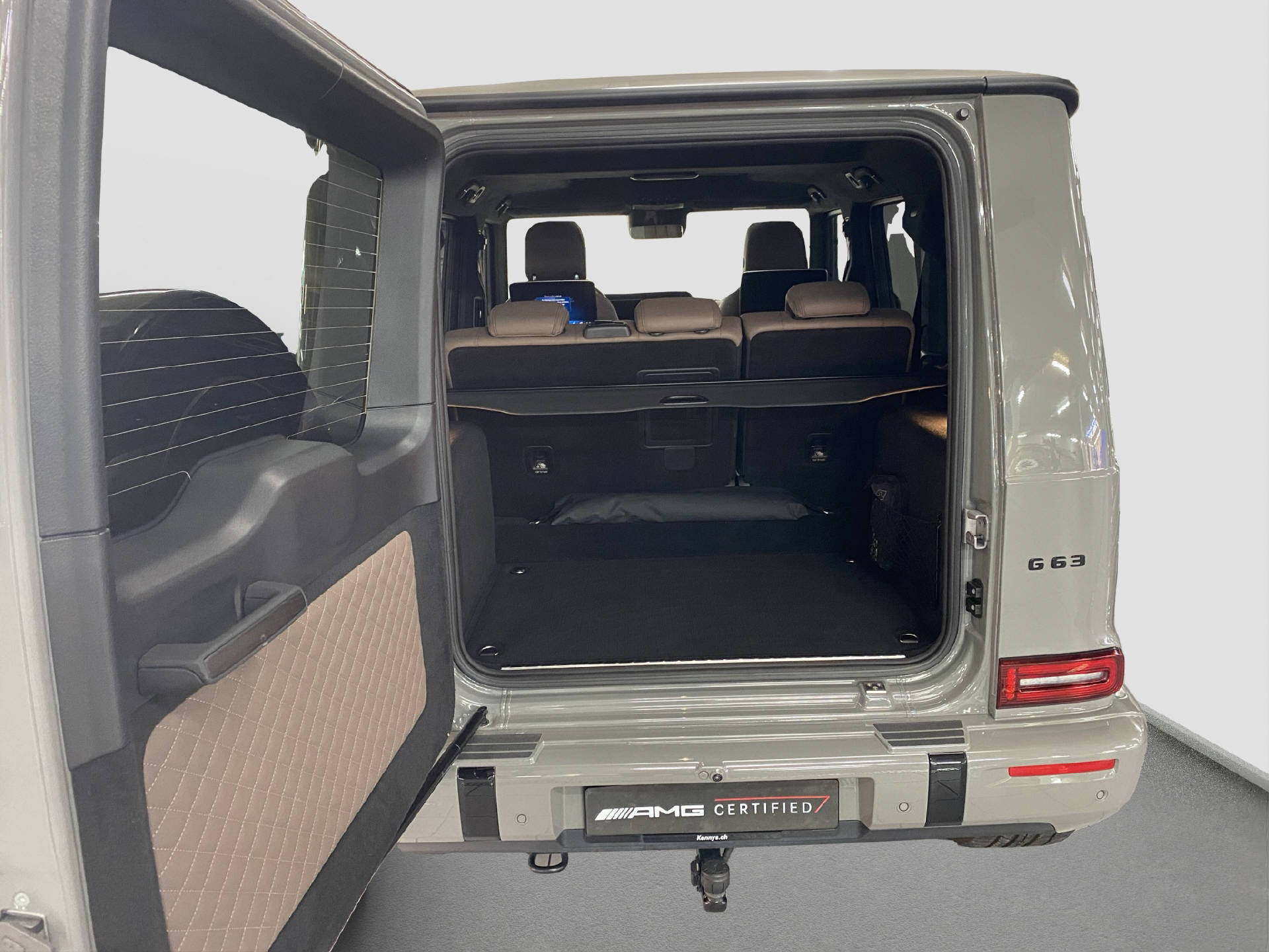 MERCEDES-BENZ G 63 AMG-image-14