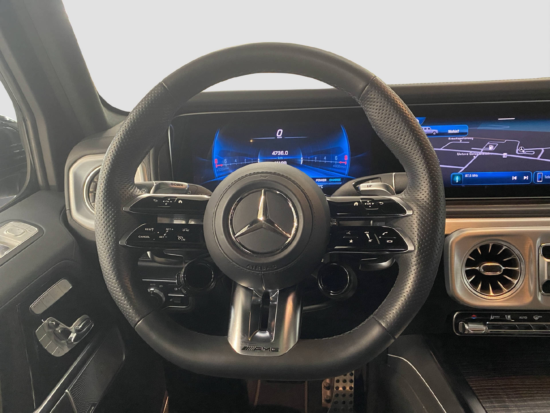 MERCEDES-BENZ G 63 AMG-image-8