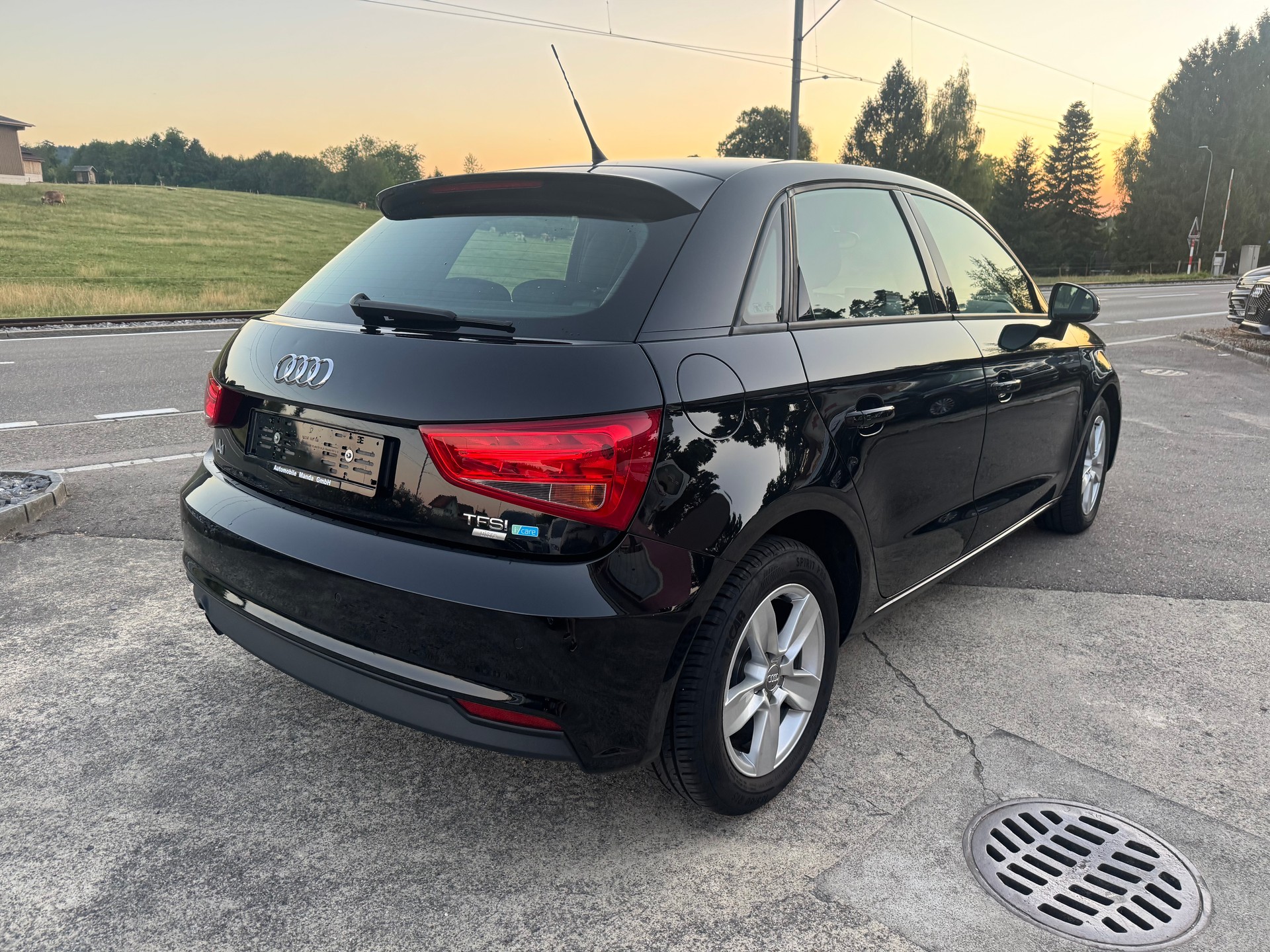 AUDI A1 Sportback 1.0 TFSI-image-2