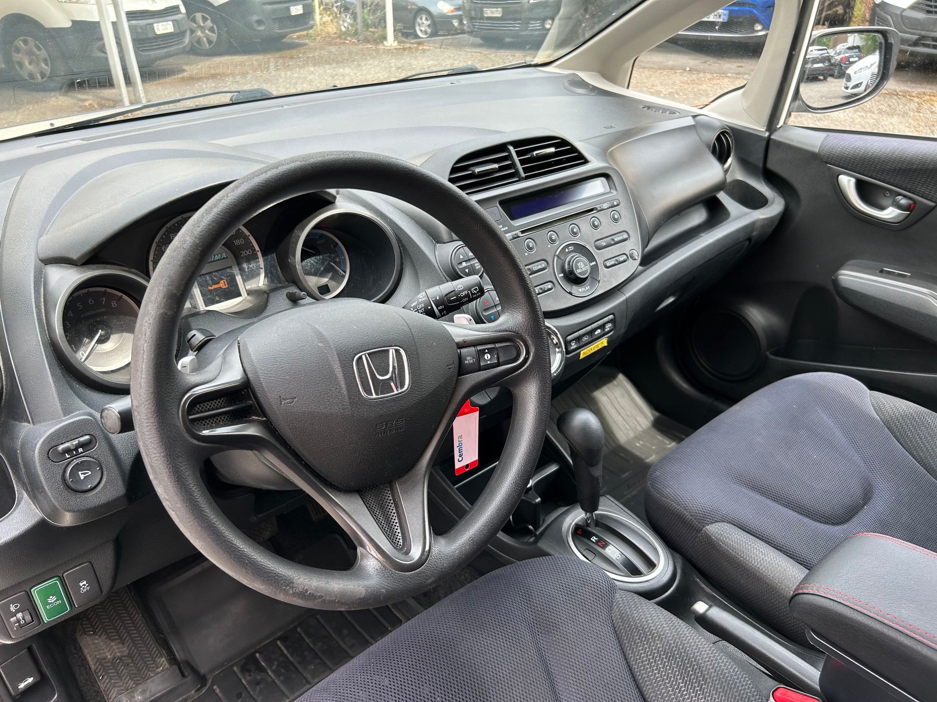 HONDA Jazz 1.3i Hybrid Comfort CVT-image-12