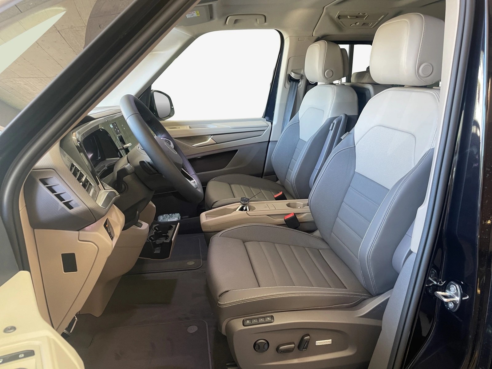 VW Multivan 1.5 eHybrid Style Lang 4Motion DSG NP. 106'000.--showroom-element-2