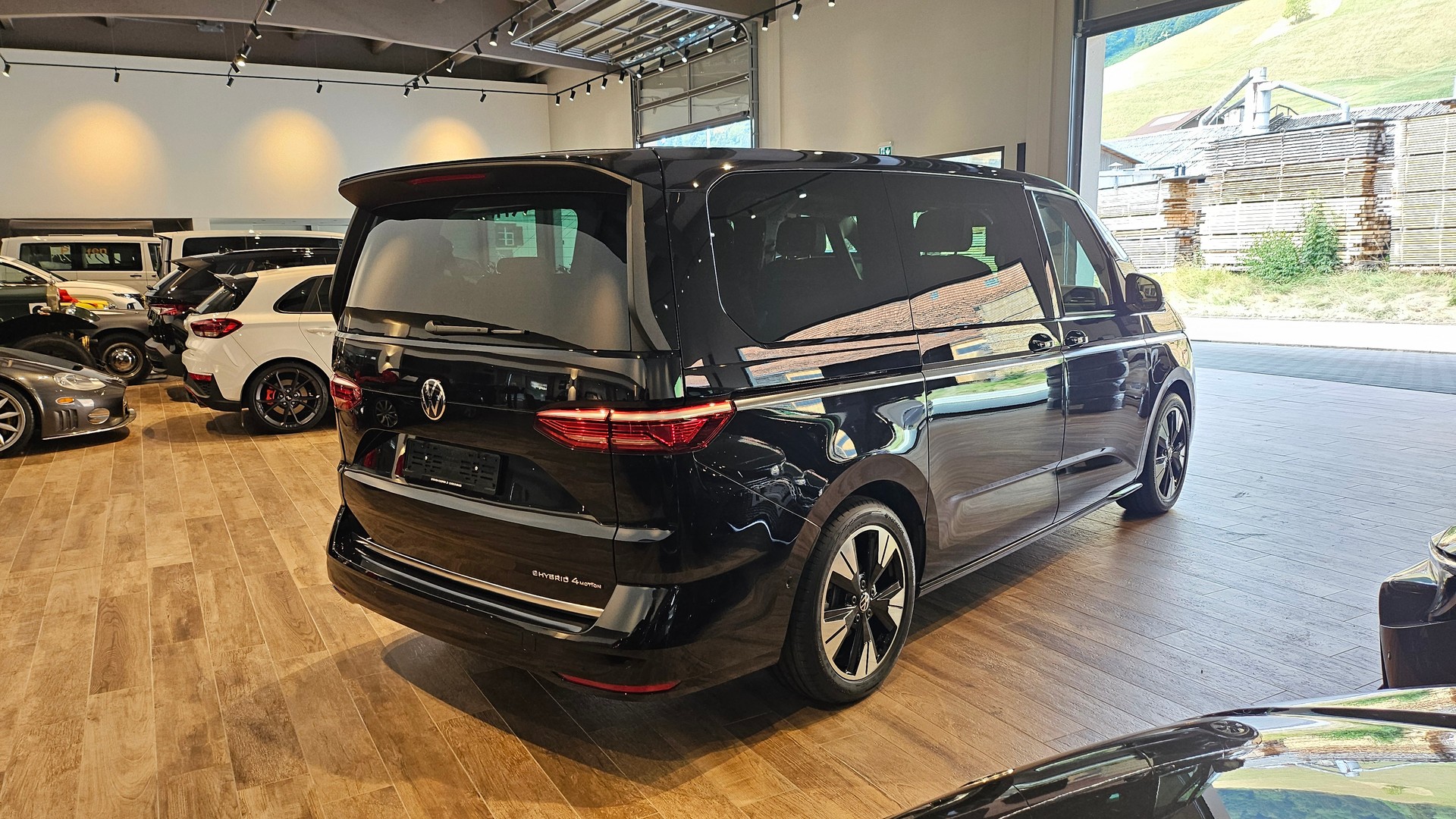 VW Multivan 1.5 eHybrid Style Lang 4Motion DSG NP. 106'000.-🔥-image-8