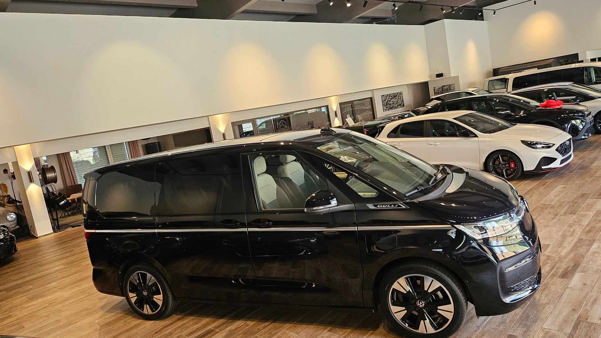 VW Multivan 1.5 eHybrid Style Lang 4Motion DSG NP. 106'000.-🔥-image-7