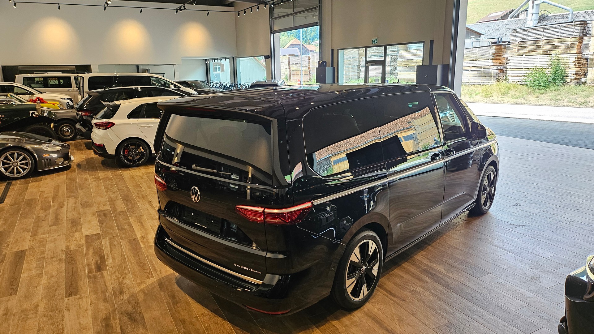 VW Multivan 1.5 eHybrid Style Lang 4Motion DSG NP. 106'000.-🔥-image-9