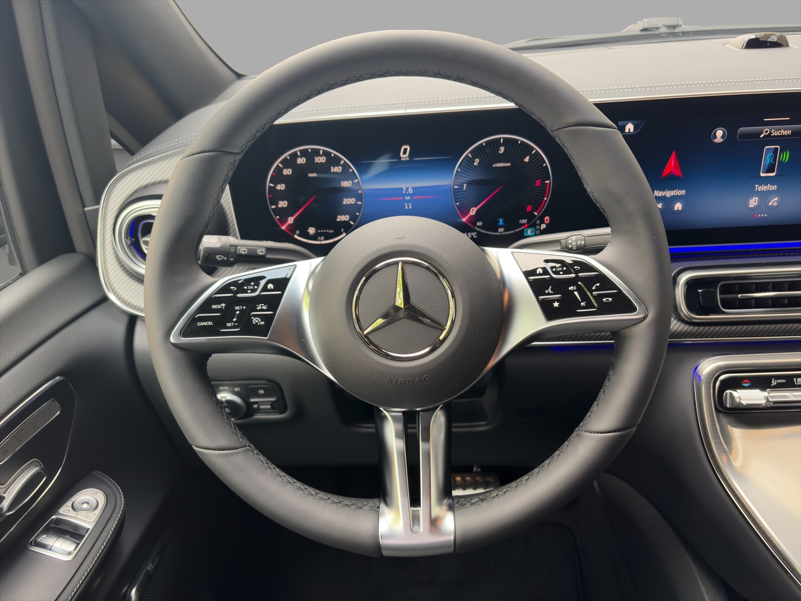 MERCEDES-BENZ V 300 d lang 4Matic Swiss Edition 9G-Tronic-image-8