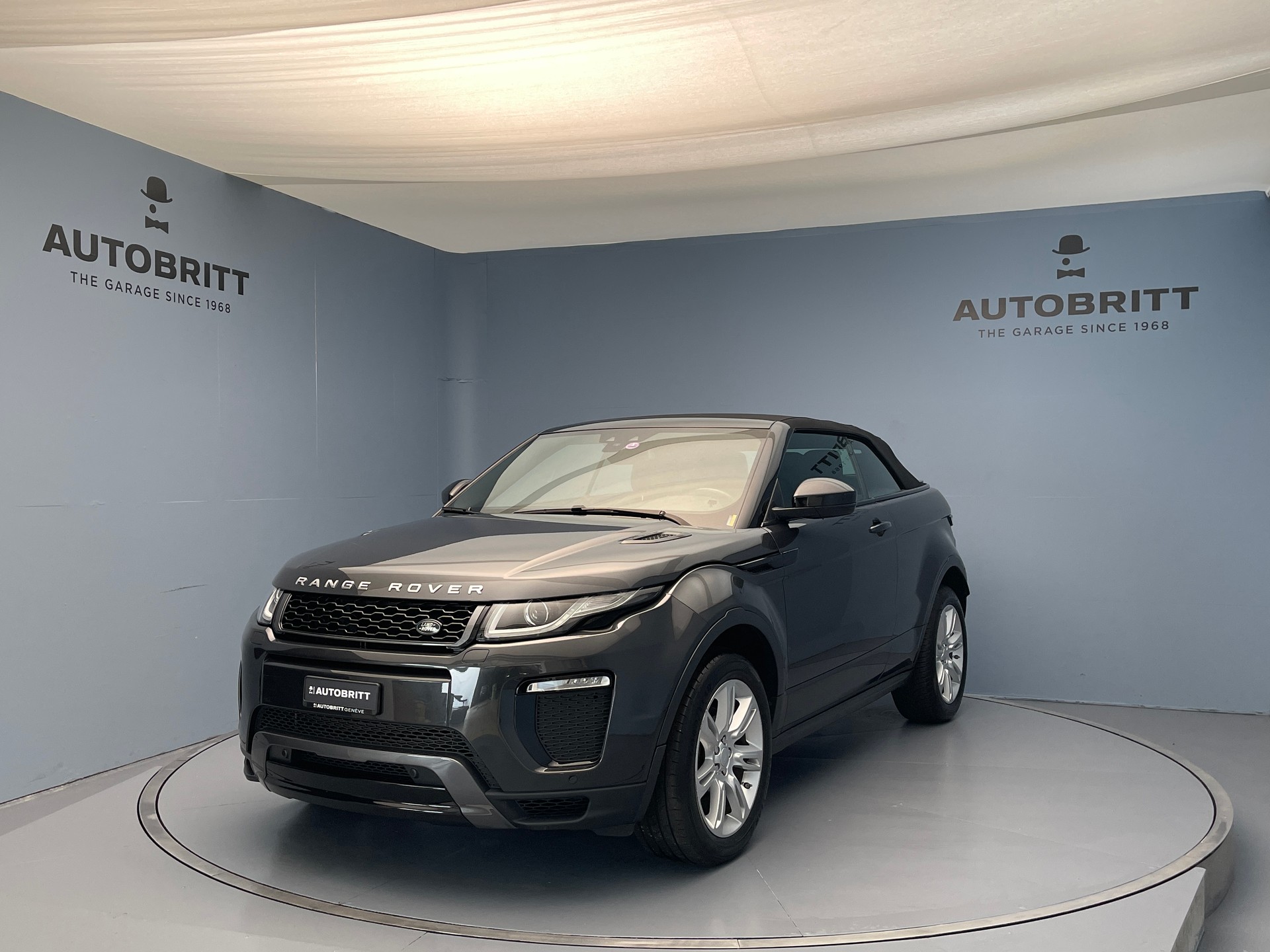 LAND ROVER Range Rover Evoque Convertible 2.0 Si4 HSE Dynamic-showroom-element-1