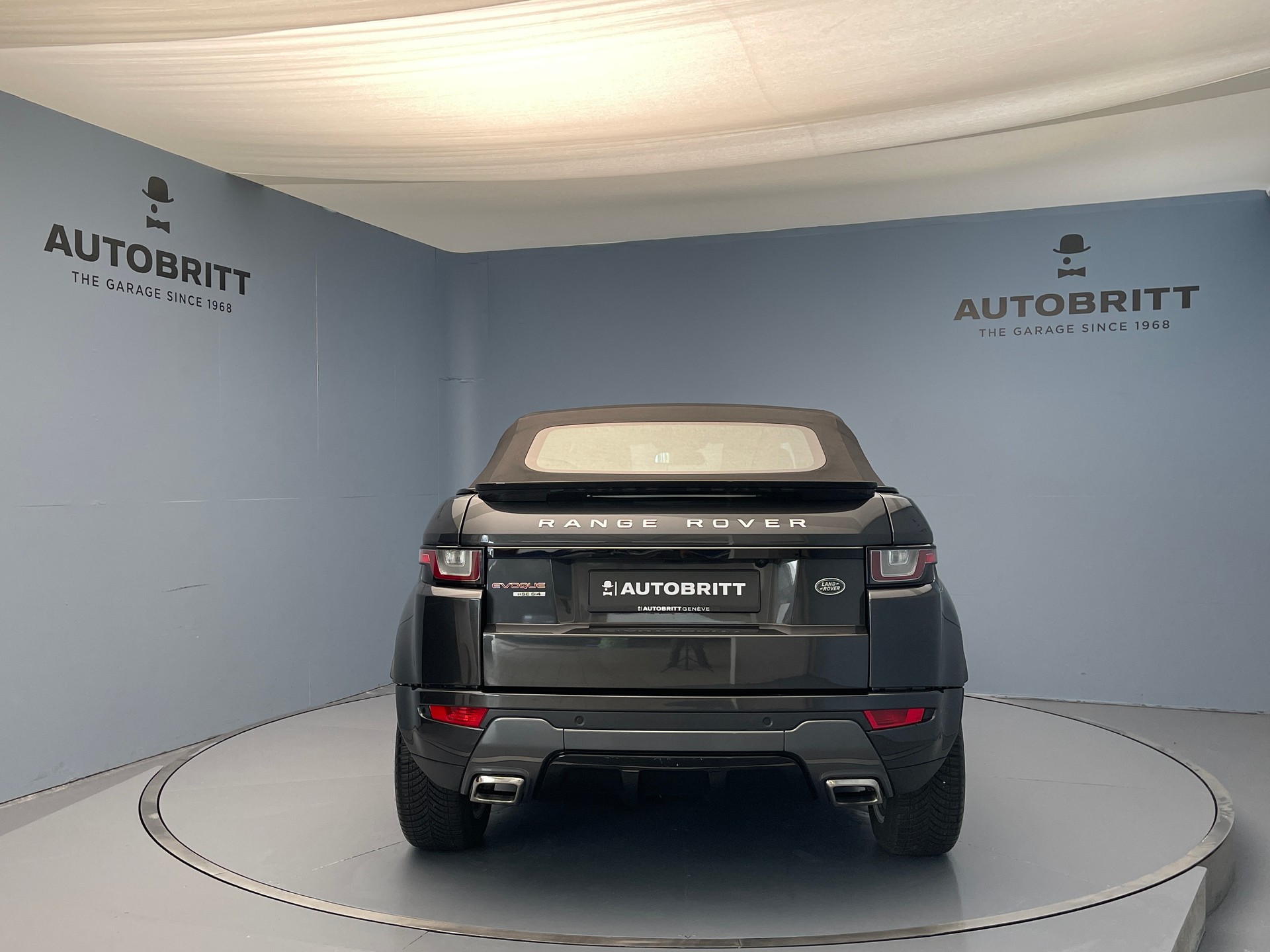 LAND ROVER Range Rover Evoque Convertible 2.0 Si4 HSE Dynamic-image-8