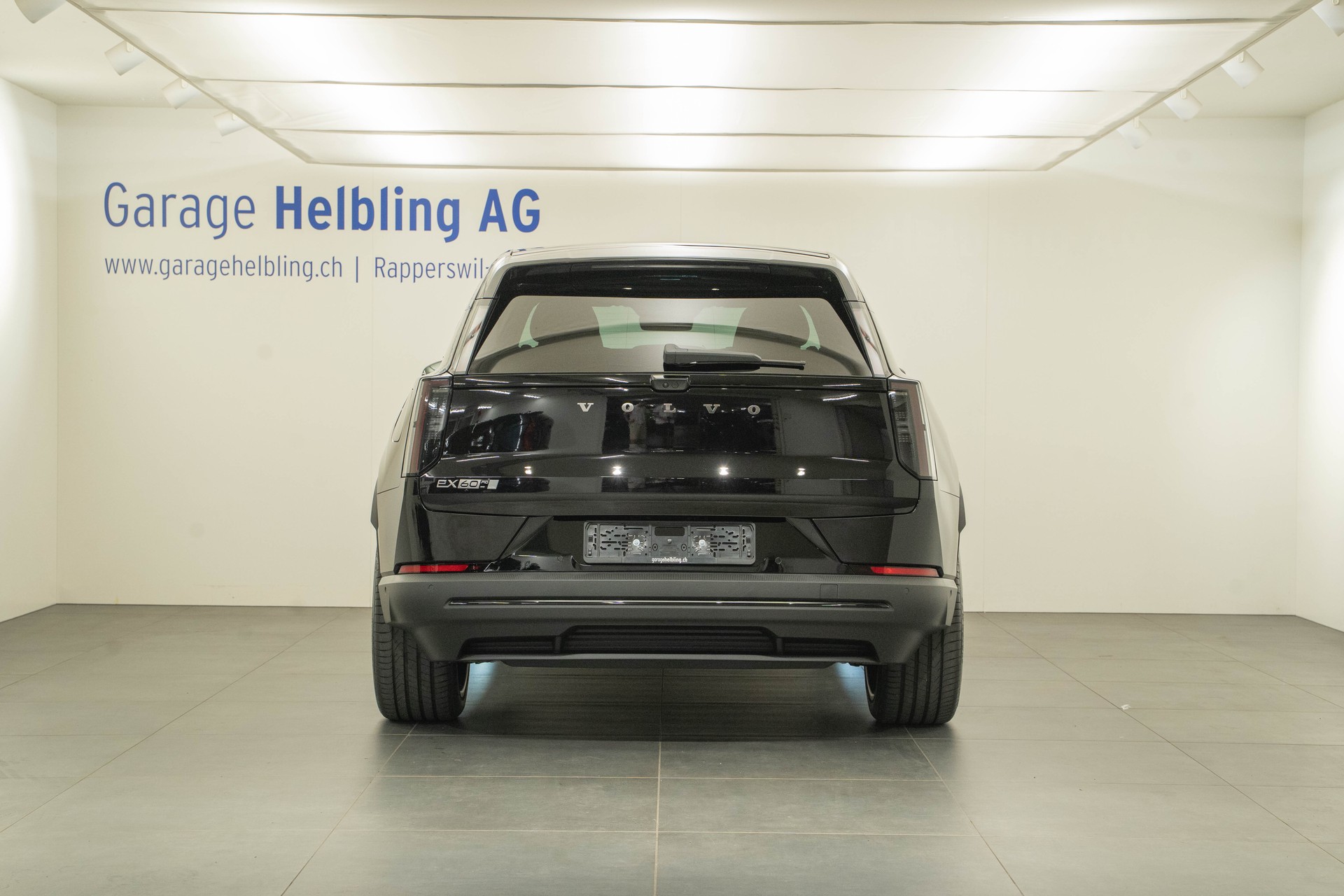 VOLVO EX60 Twin Ultra AWD-showroom-element-3