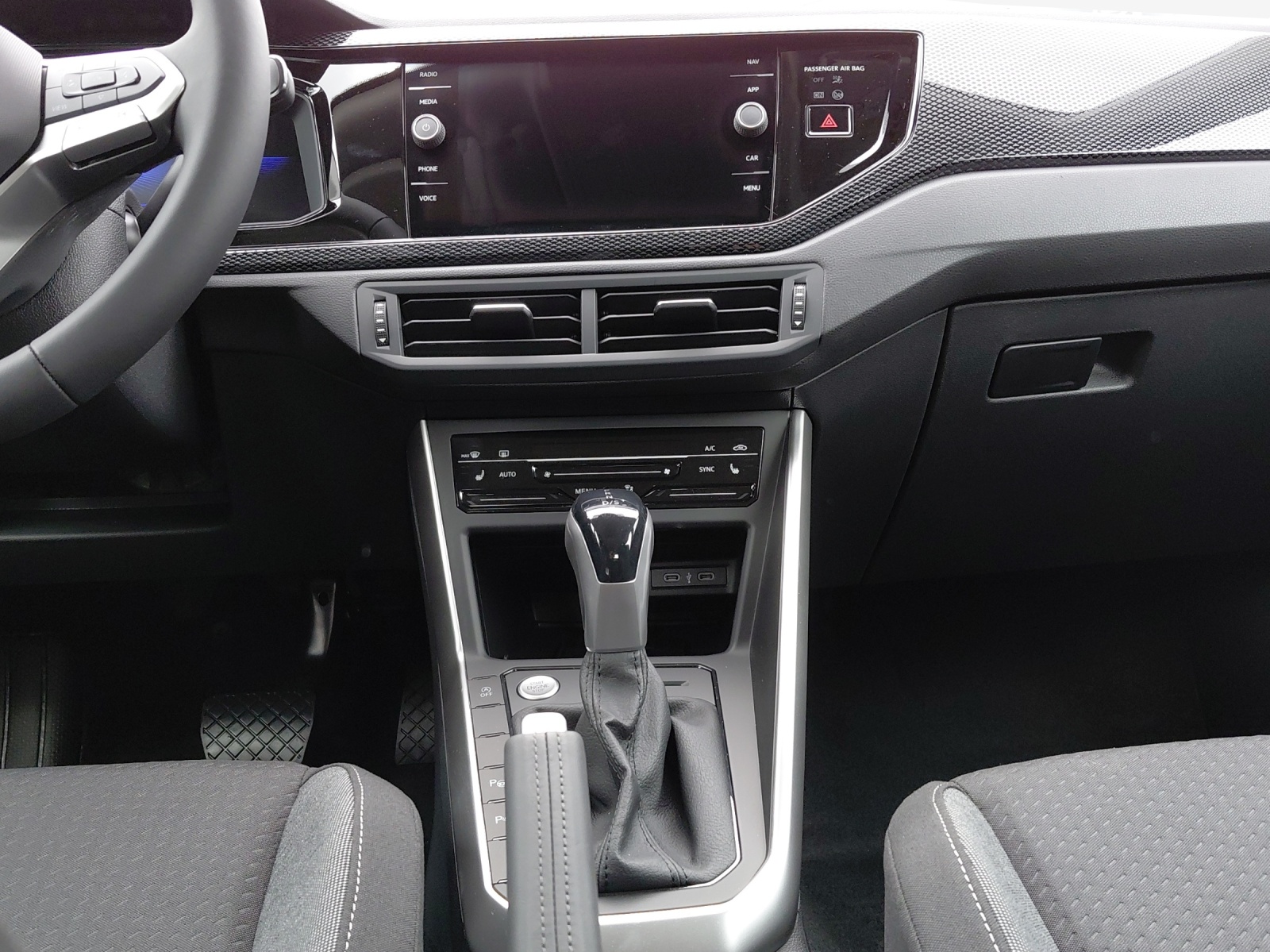 VW Polo 1.0 TSI Life DSG-image-10