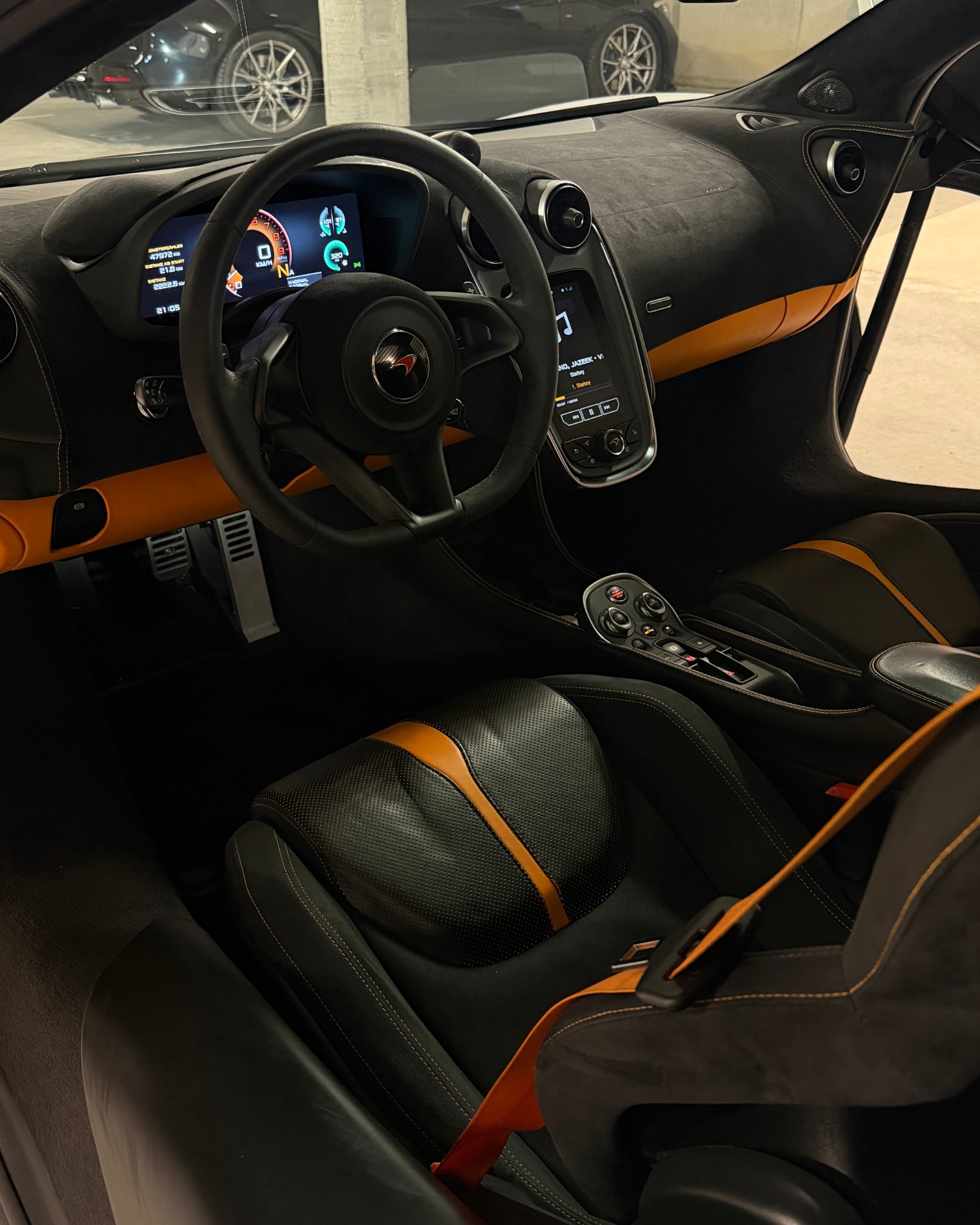 McLAREN 570s Spider 3.8 V8 SSG-image-7
