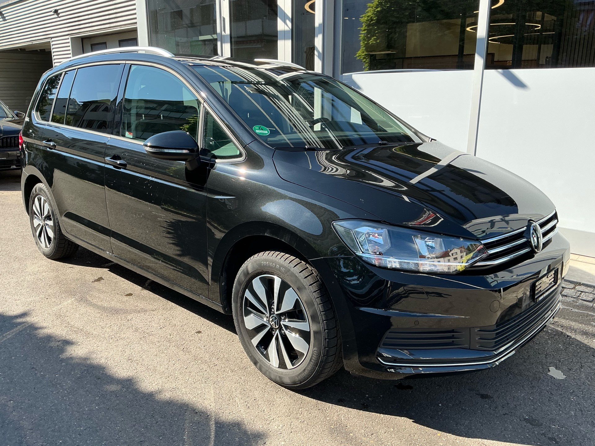 VW Touran 1.5 TSI COMFORTLINE *** 7-SITZER ***-showroom-element-2