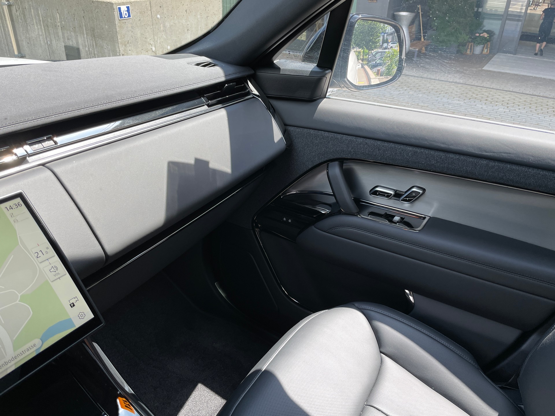 LAND ROVER Range Rover Sport P440e 3.0 Si6 PHEV Dynamic HSE Automatic-image-27
