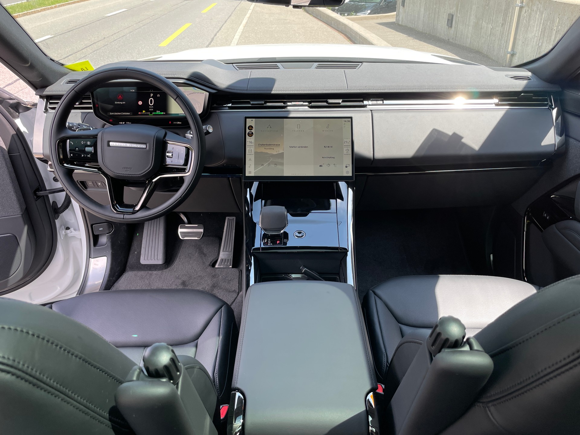 LAND ROVER Range Rover Sport P440e 3.0 Si6 PHEV Dynamic HSE Automatic-image-22