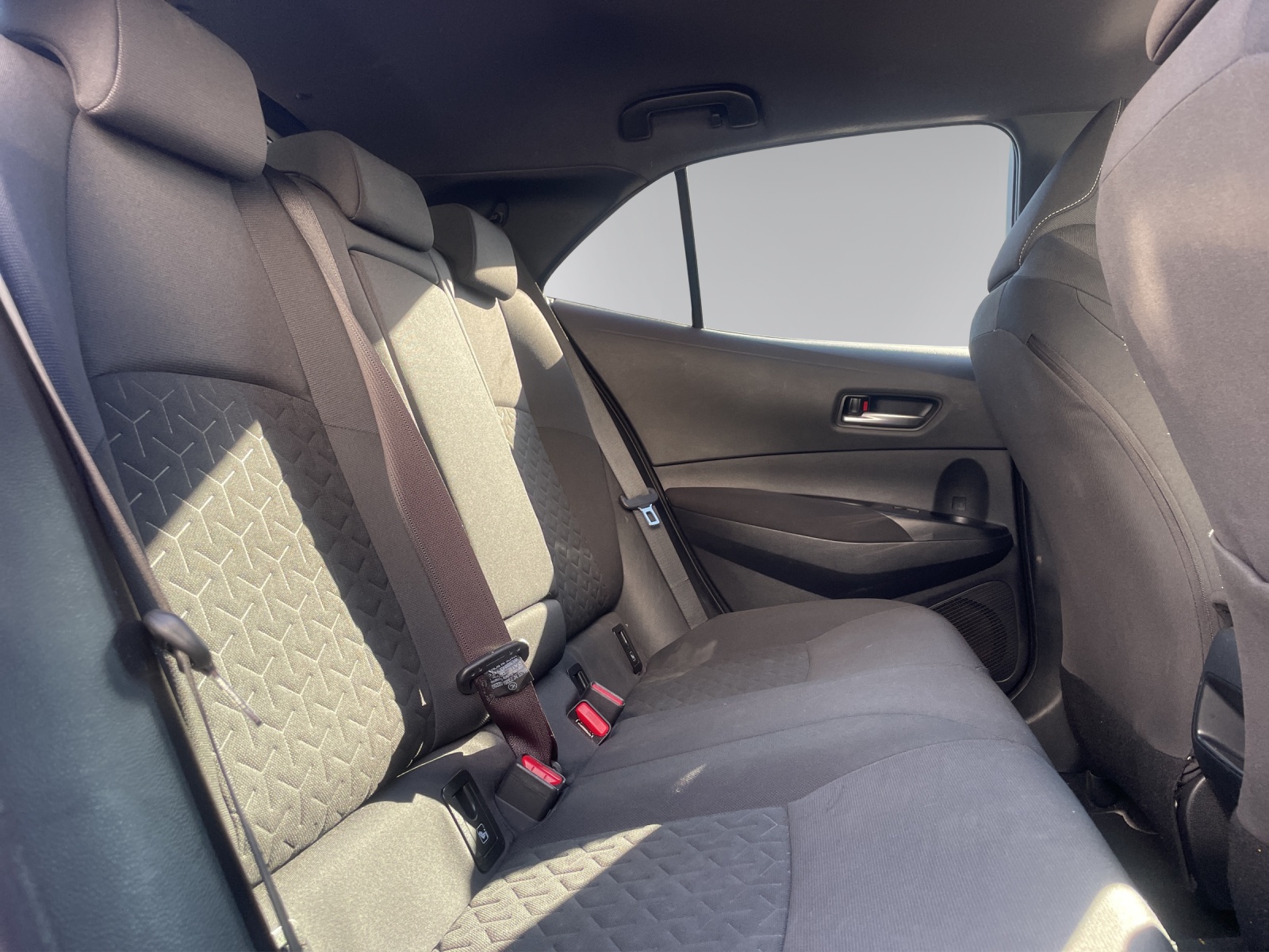 TOYOTA Corolla 1.8 HSD Trend e-CVT-image-12