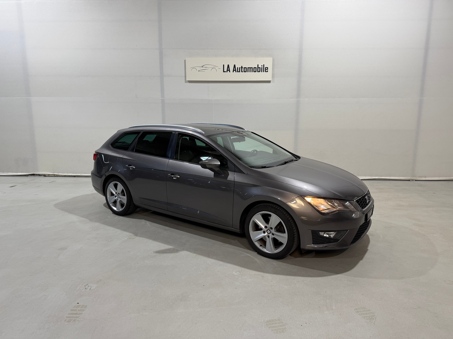 SEAT Leon ST 1.8 TSI FR-image-5