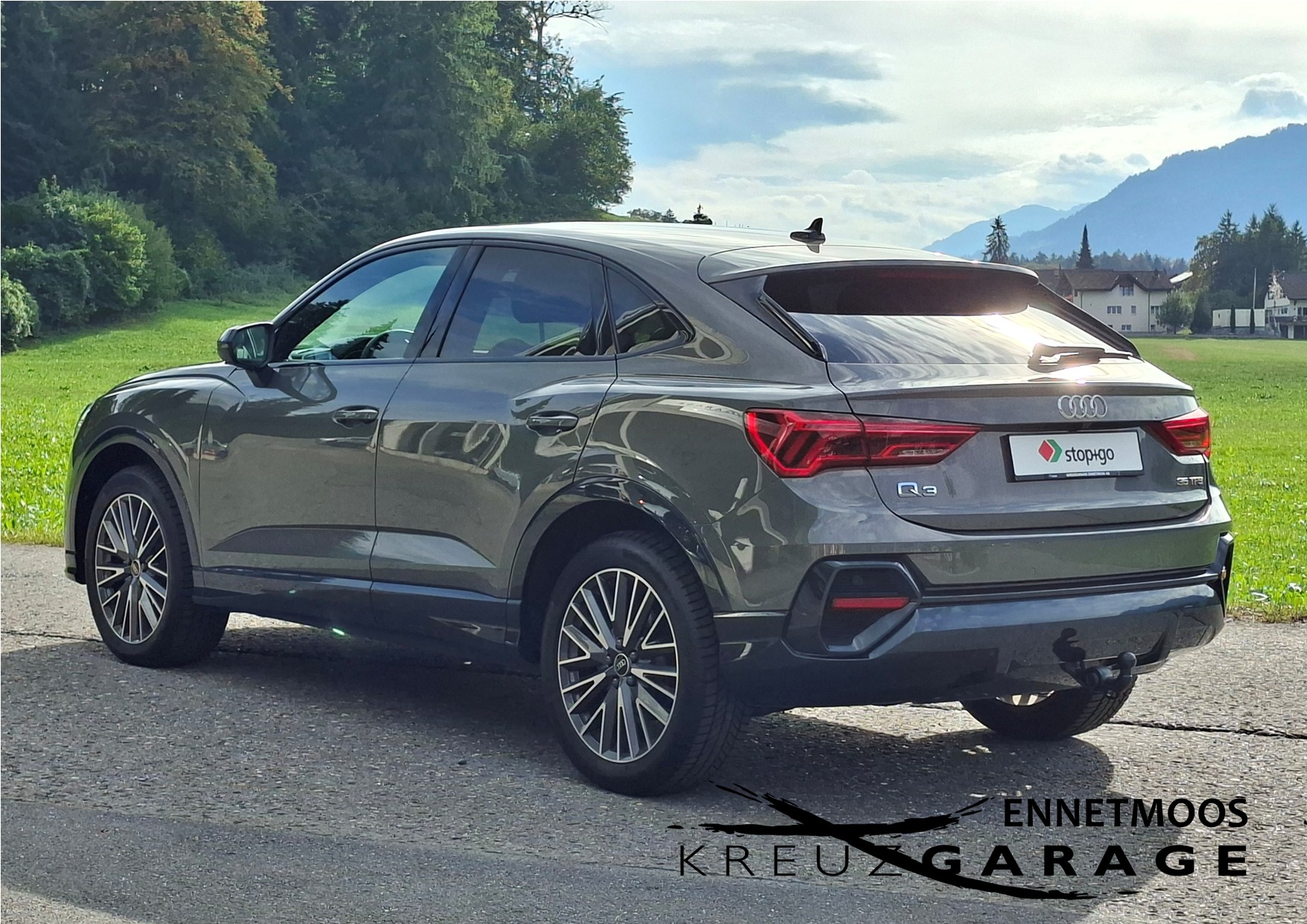 AUDI Q3 Sportback 35 TFSI Attraction S-tronic *Anhängerkupplung+8-fach bereift m. Pneu*-image-2