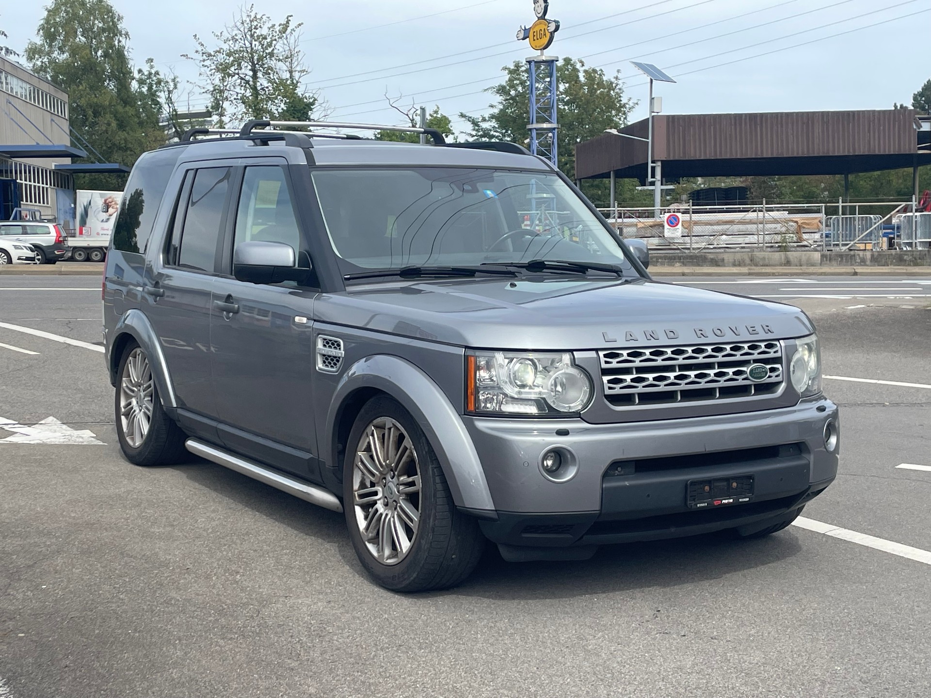 LAND ROVER Discovery 3.0 SDV6 HSE Automatic-showroom-element-2