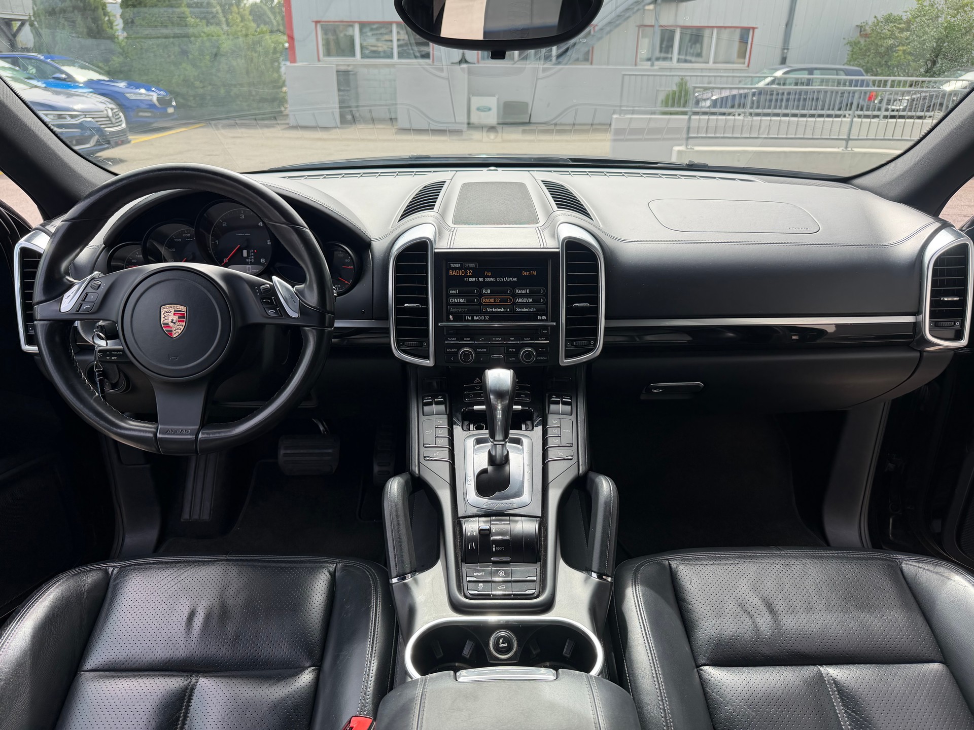 PORSCHE Cayenne Diesel-image-11