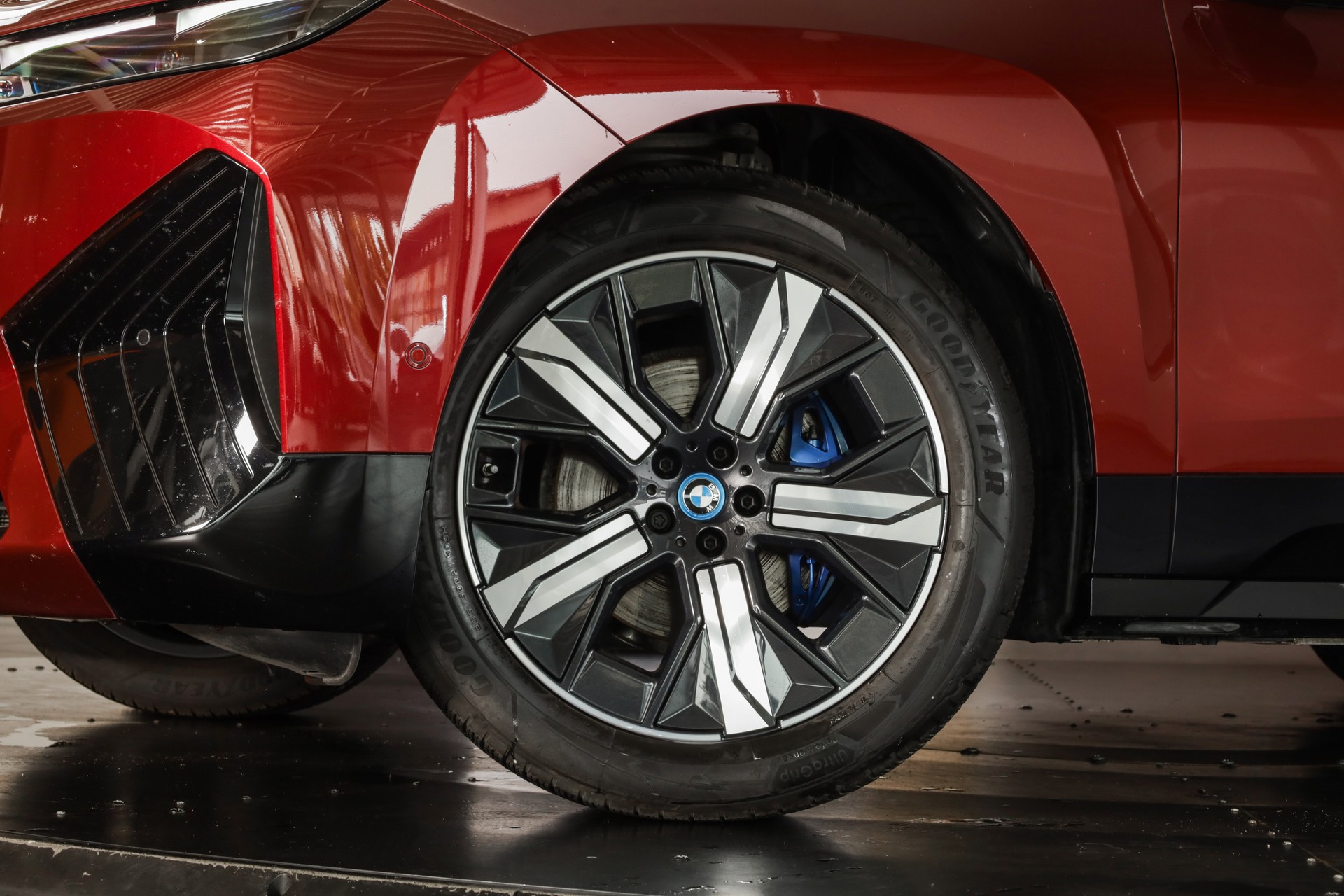 BMW iX xDrive50 Aventurinrot * Sky Lounge * Pack Sport-image-7