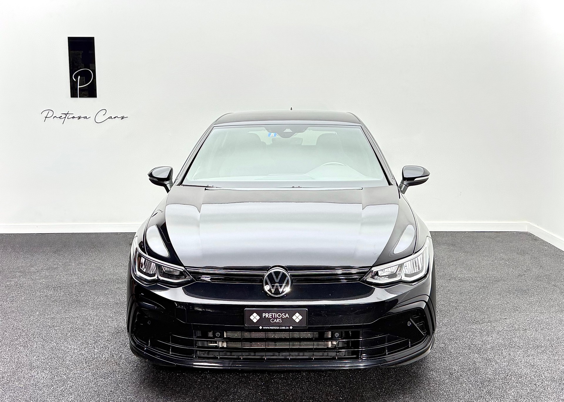 VW Golf 1.5 eTSI mHEV ACT R-Line DSG-showroom-element-2