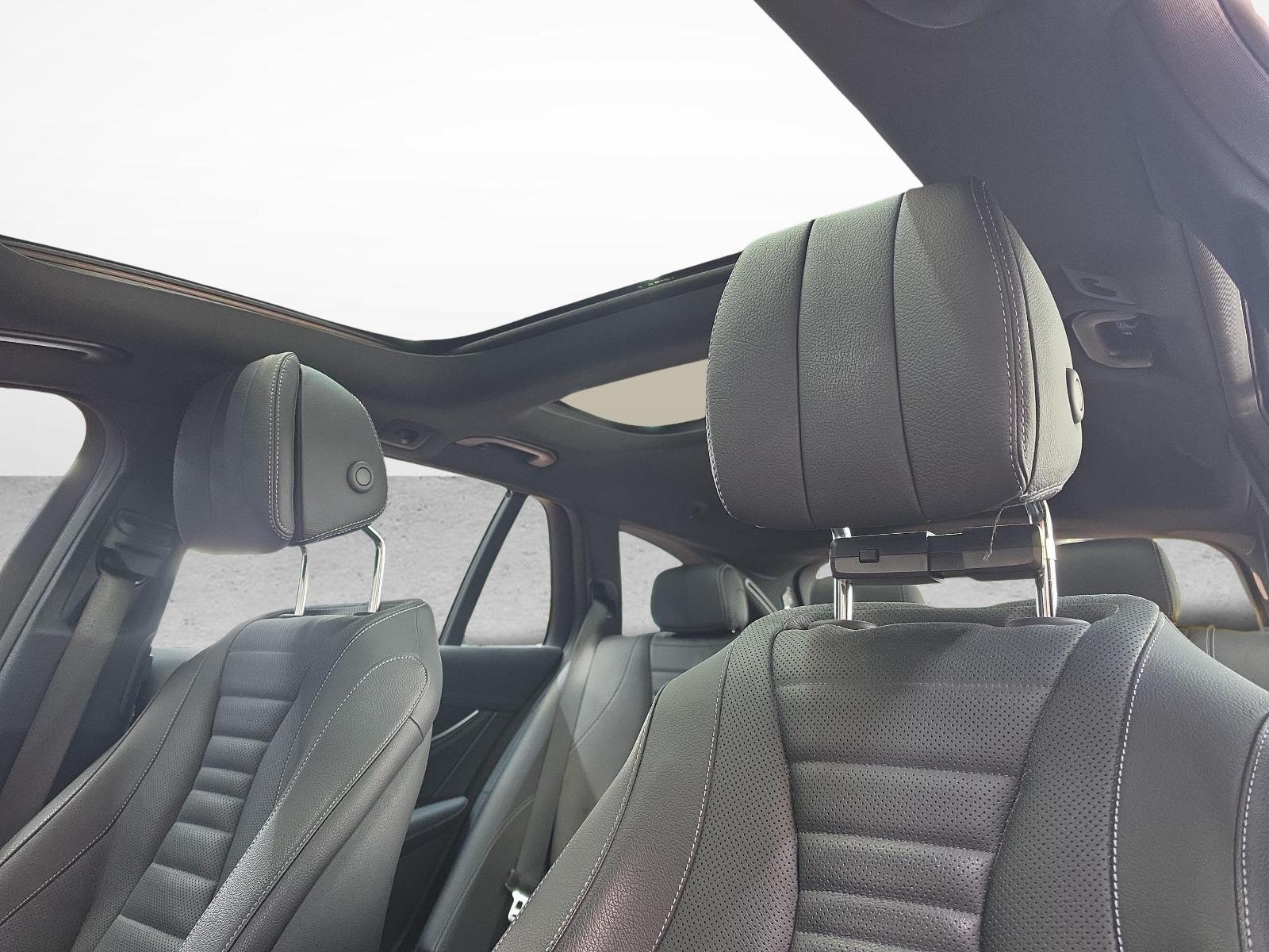 MERCEDES-BENZ E 400 d 4MATIC T-Modell AMG Line-image-12