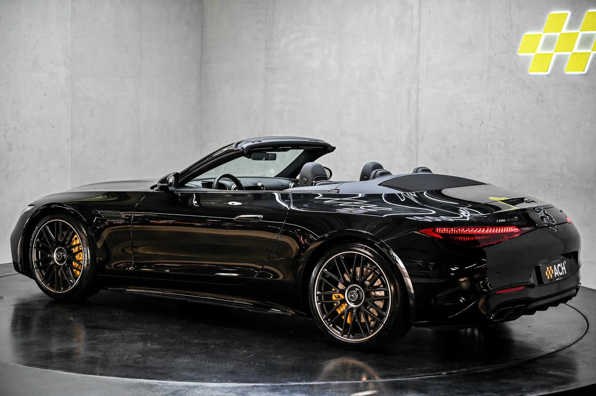 MERCEDES-BENZ AMG SL 63 4matic+ Speedshift MCT-image-8