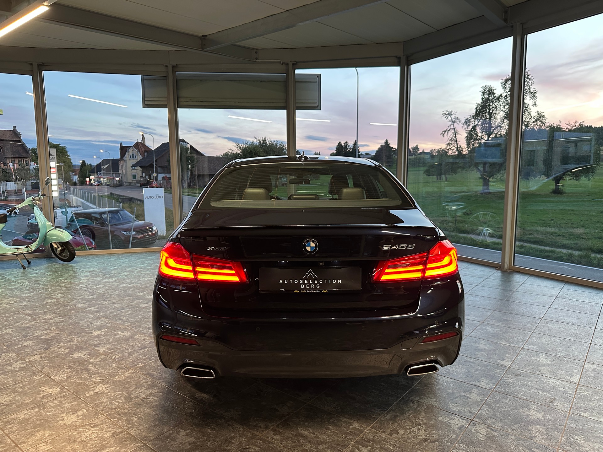 BMW 540d xDrive Steptronic-image-4
