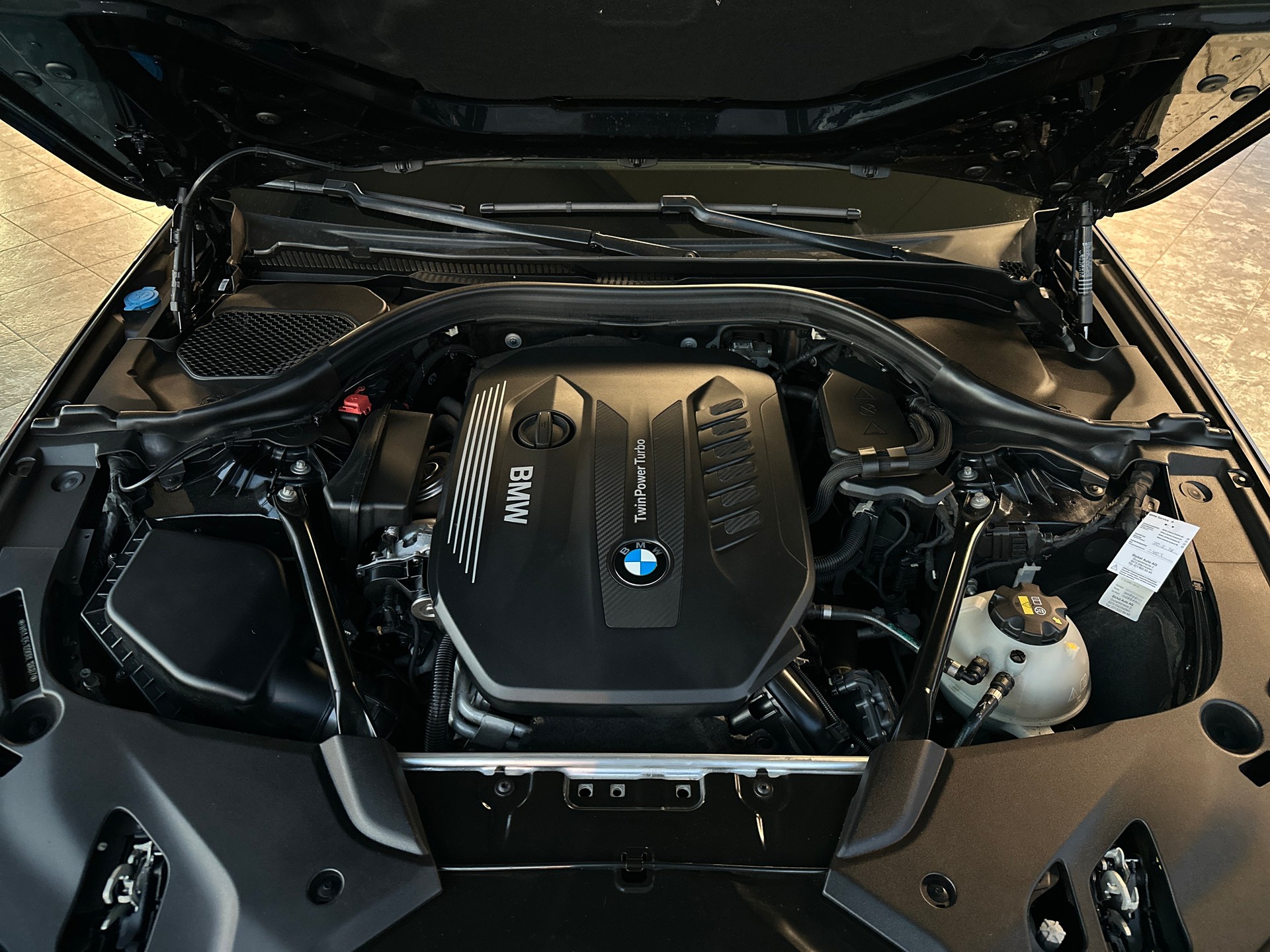 BMW 540d xDrive Steptronic-image-15