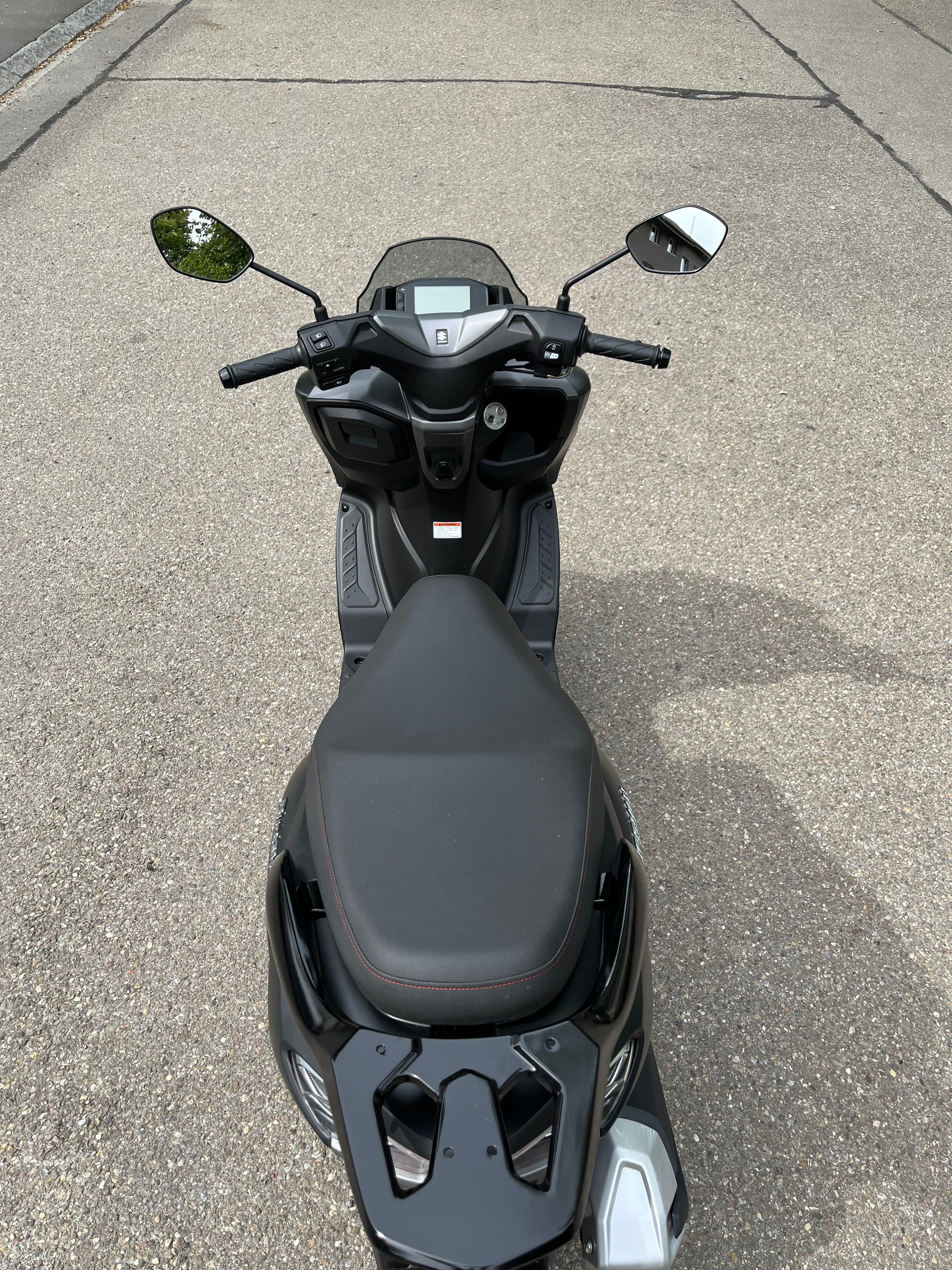 SUZUKI BURGMAN 125-image-6