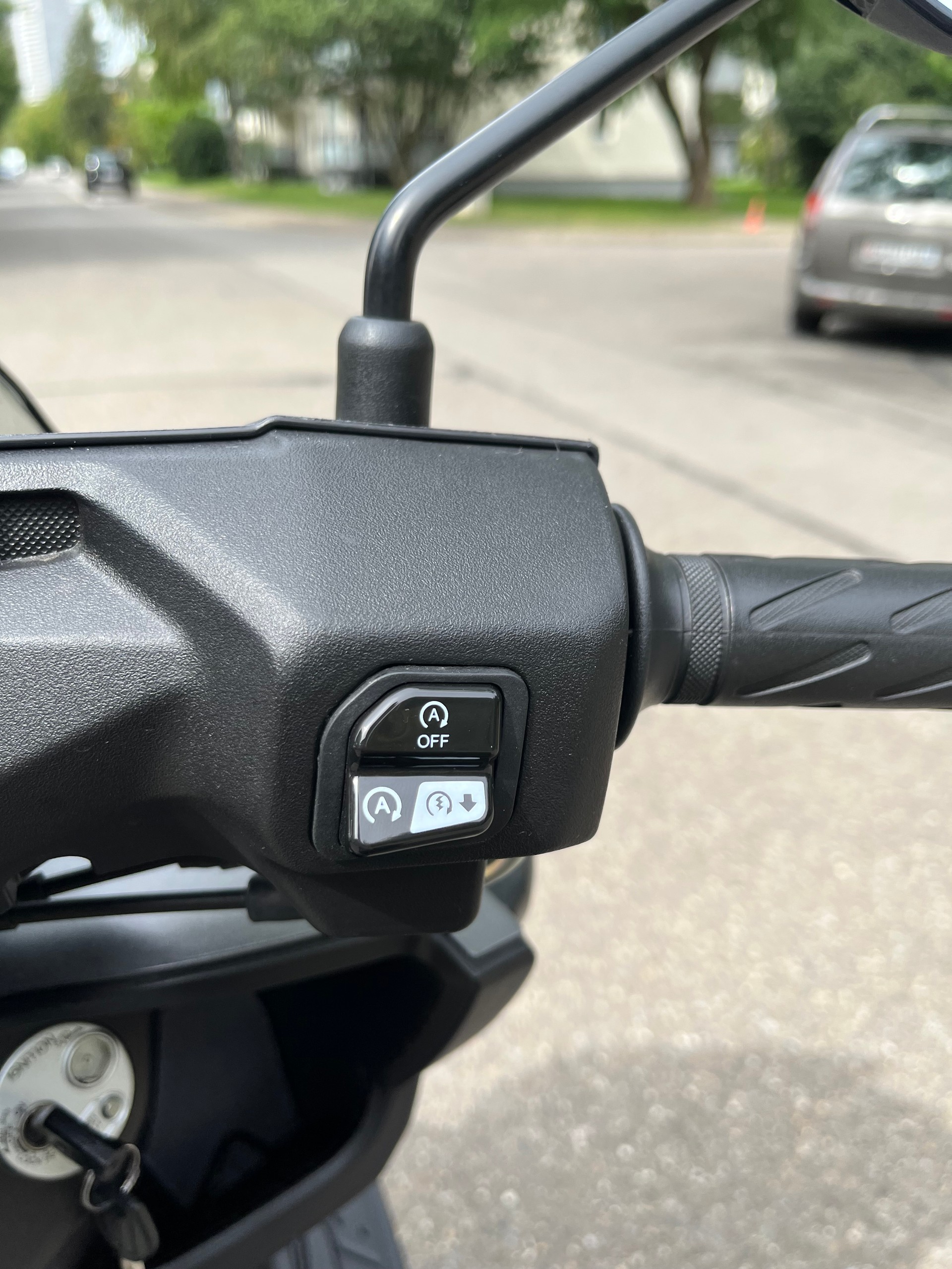 SUZUKI BURGMAN 125-image-9