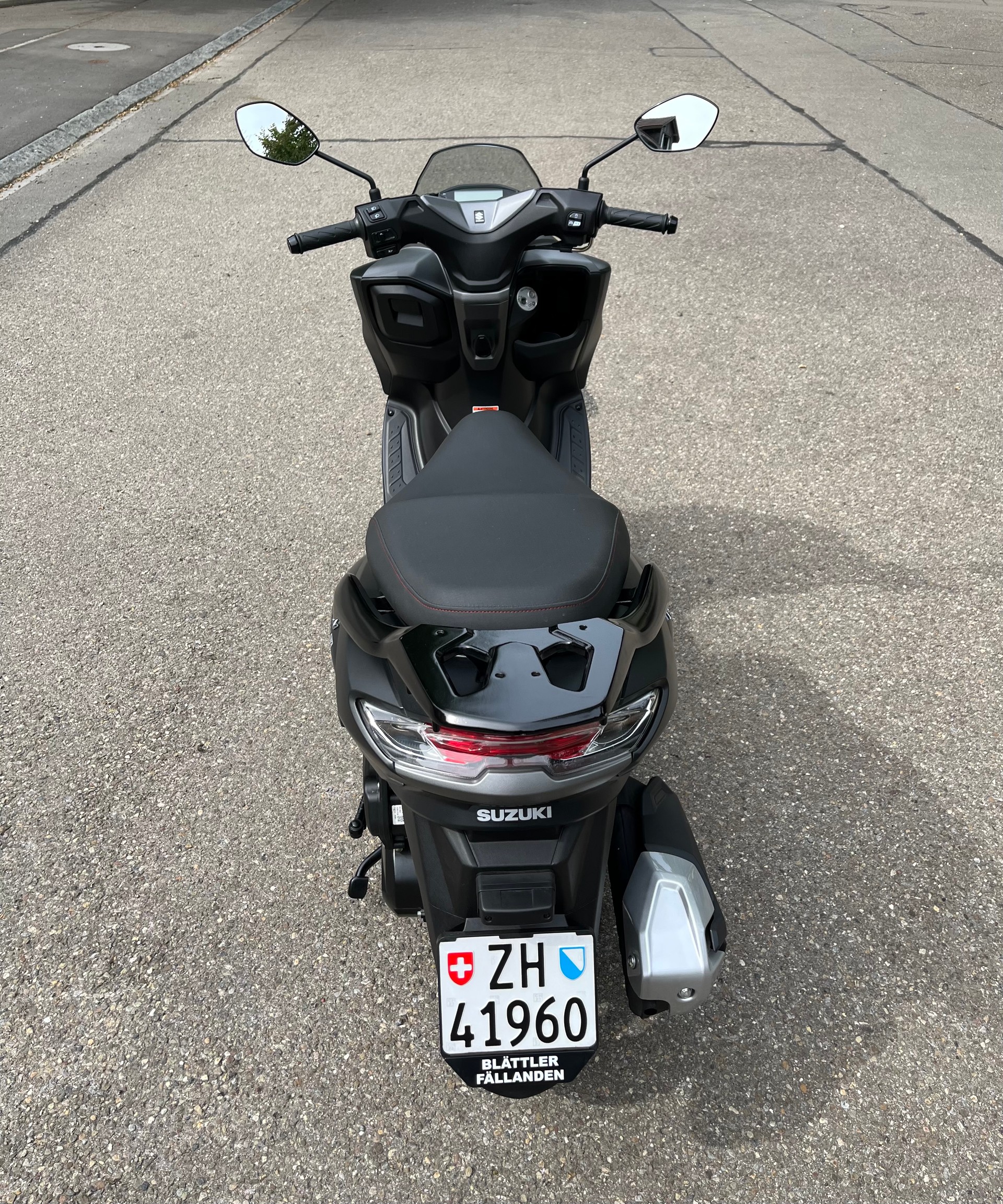 SUZUKI BURGMAN 125-image-4