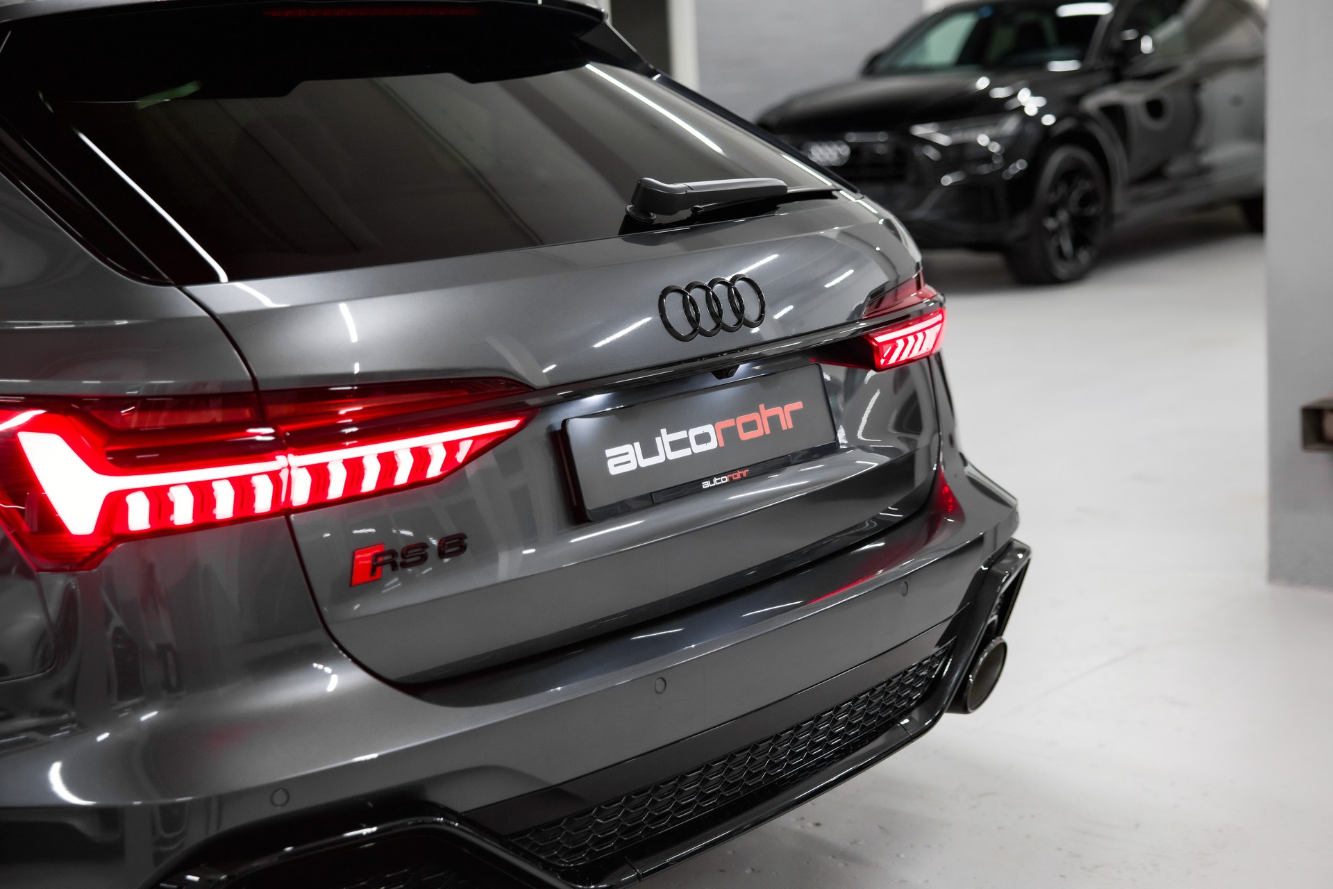 AUDI RS6 Avant 4.0 TFSI V8 quattro *Ch-Fhz.*-image-13