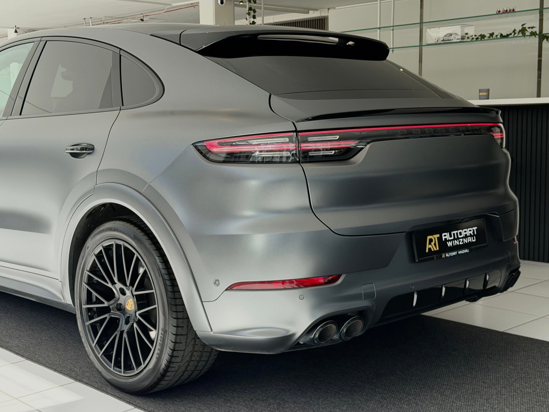 PORSCHE Cayenne GTS Coupé **PORSCHE APPROVED GARANTIE**-image-7