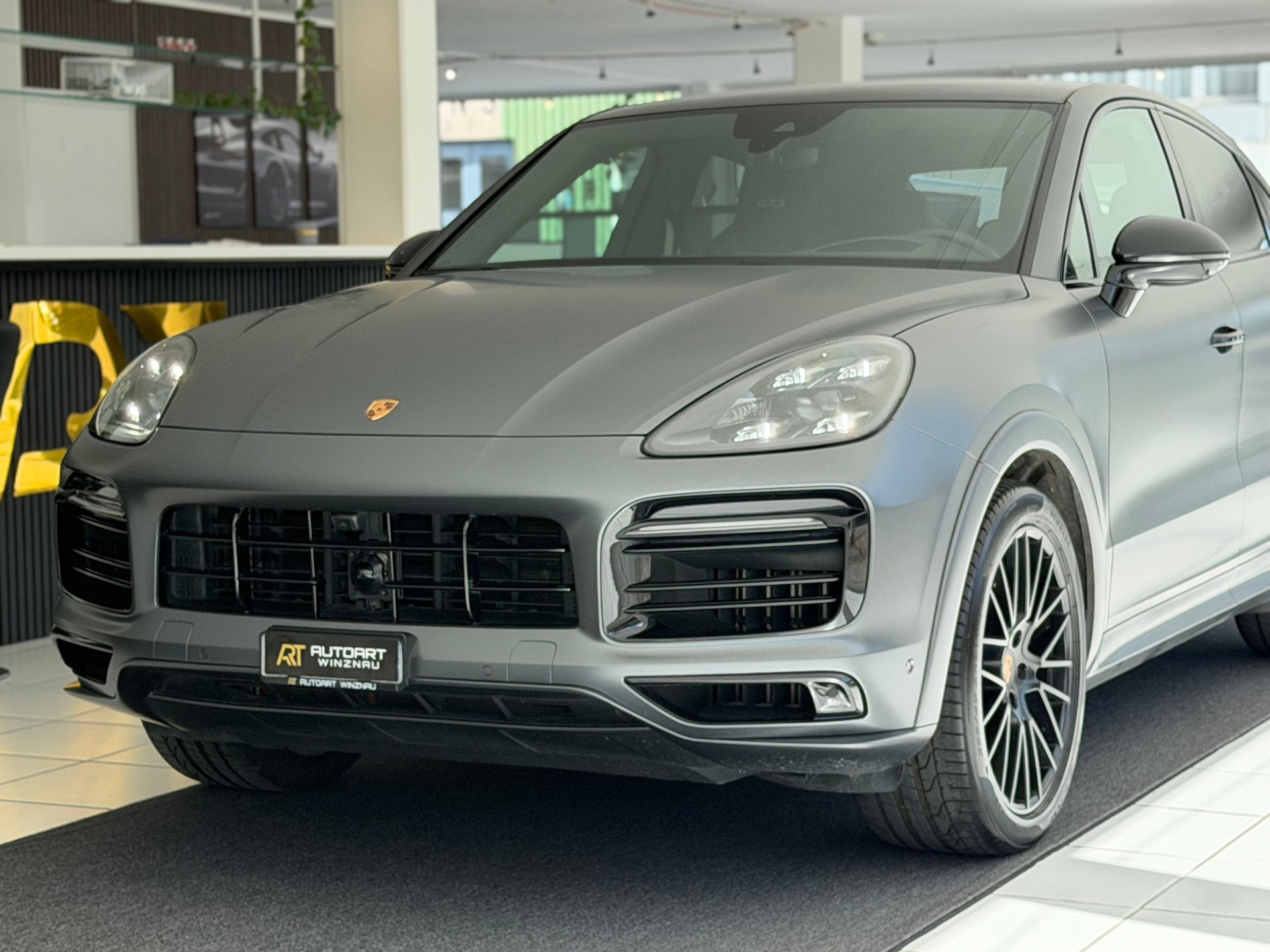 PORSCHE Cayenne GTS Coupé **PORSCHE APPROVED GARANTIE**-showroom-element-1