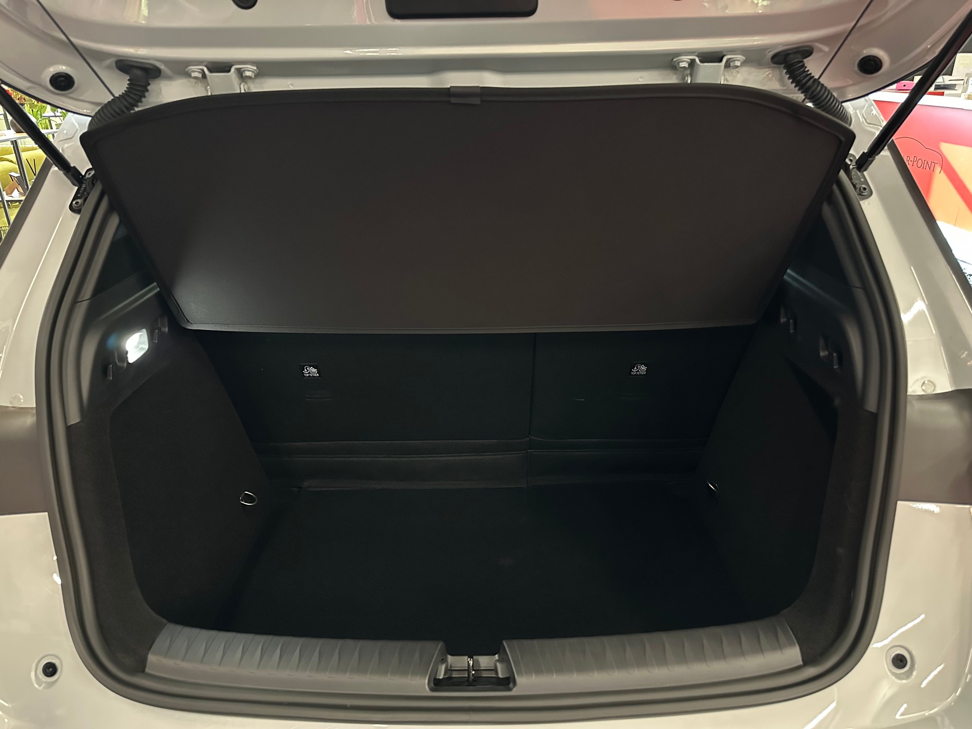 BYD Dolphin G DM-i Comfort-image-23