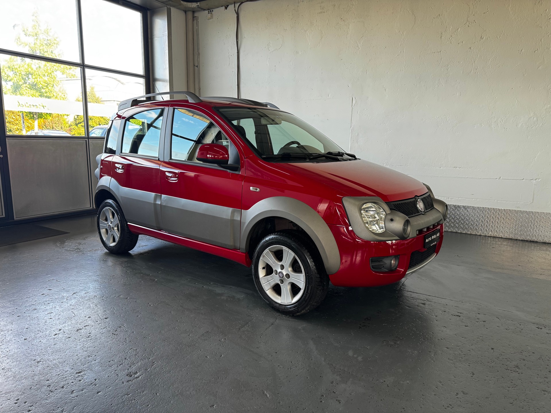 FIAT Panda 1.3 16V JTD Cross 4x4-showroom-element-1