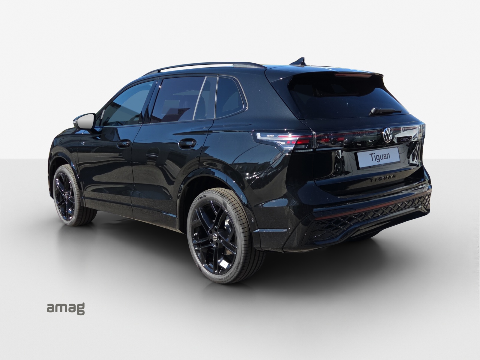 VW Tiguan 2.0 TSI DSG R-Line 4Motion-showroom-element-2