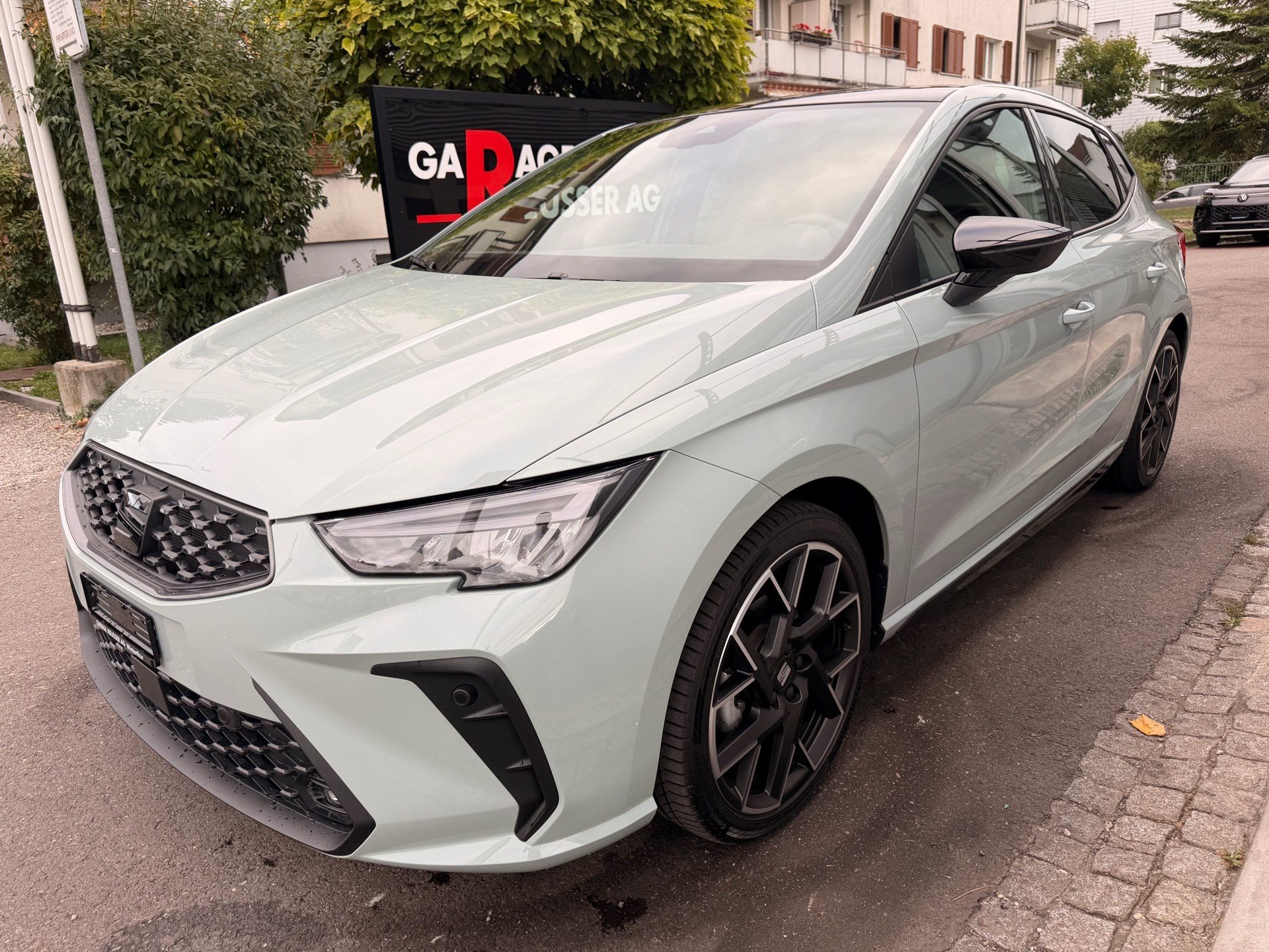 SEAT Ibiza 1.5 TSI 150 PS FR BACK EDITION *** UNIKAT IN ONIRIC LAKE GRAU ***