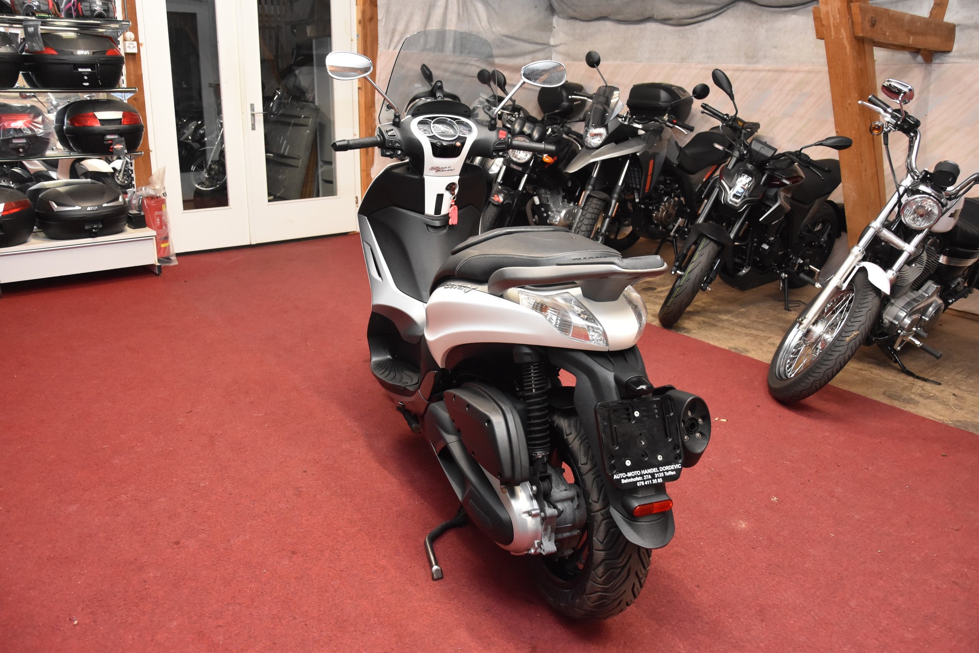 PIAGGIO Beverly 350 i.e. ABS-image-3