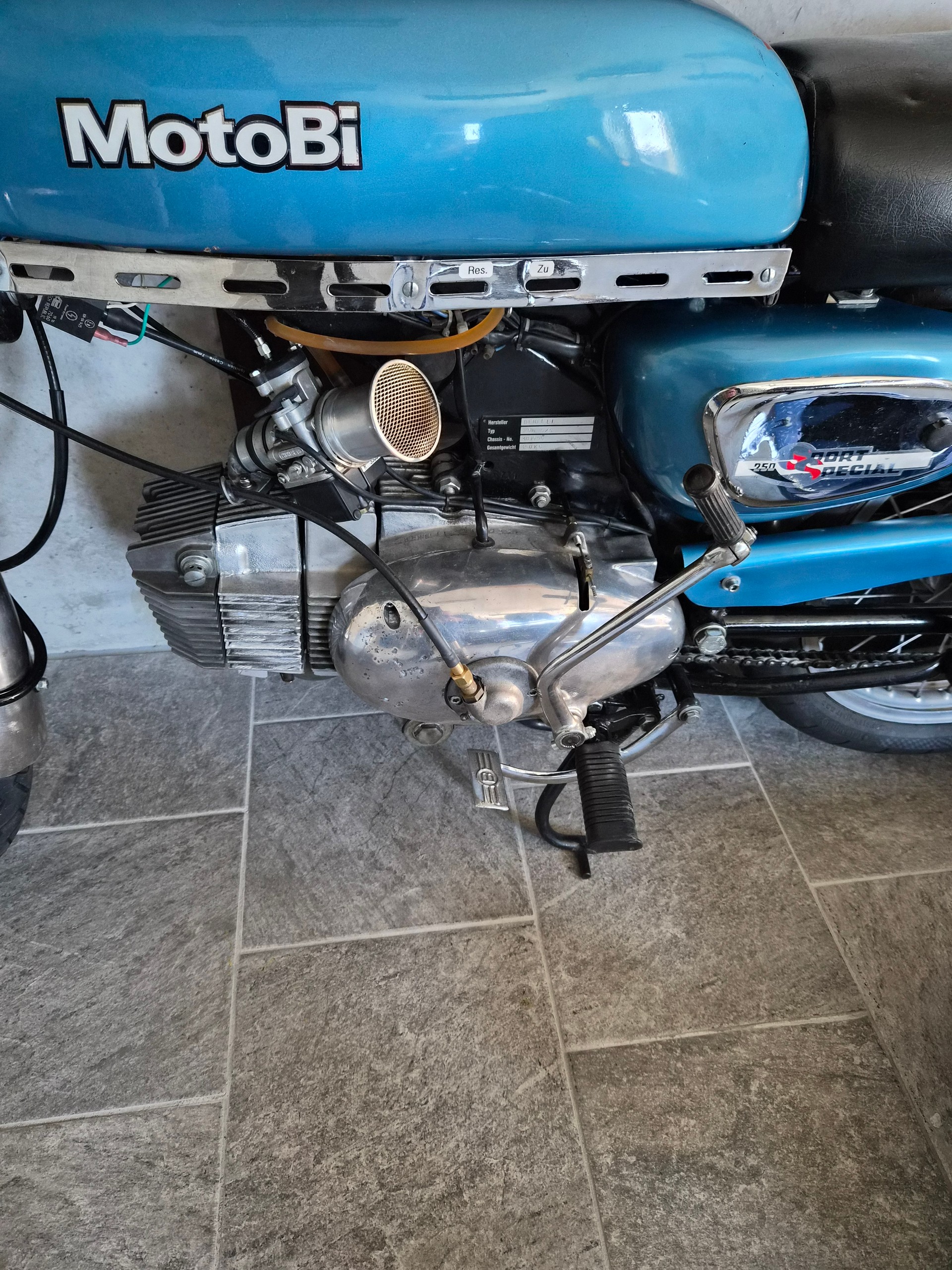 BENELLI Motobi 250 SS-image-2