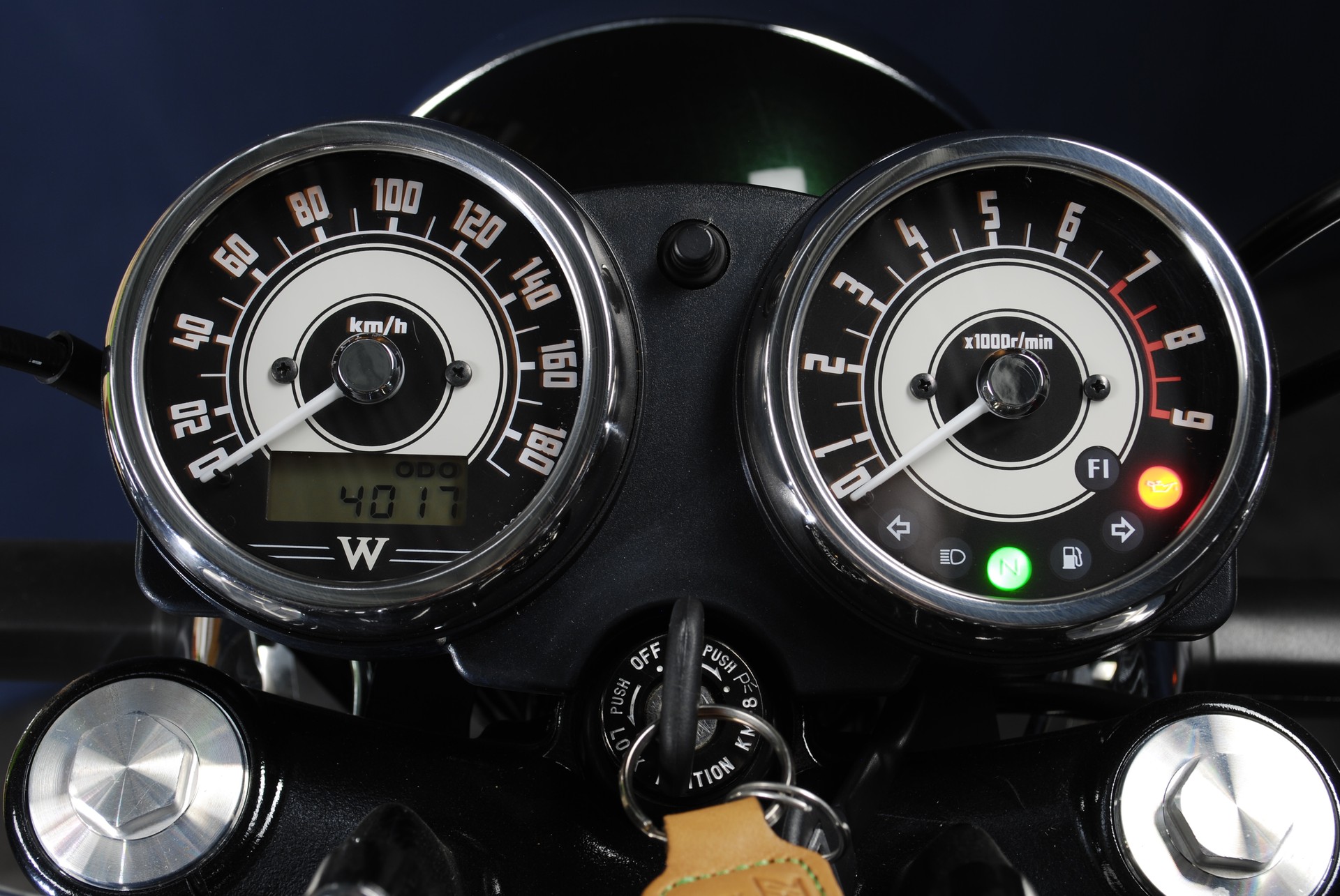 KAWASAKI W 800-image-14