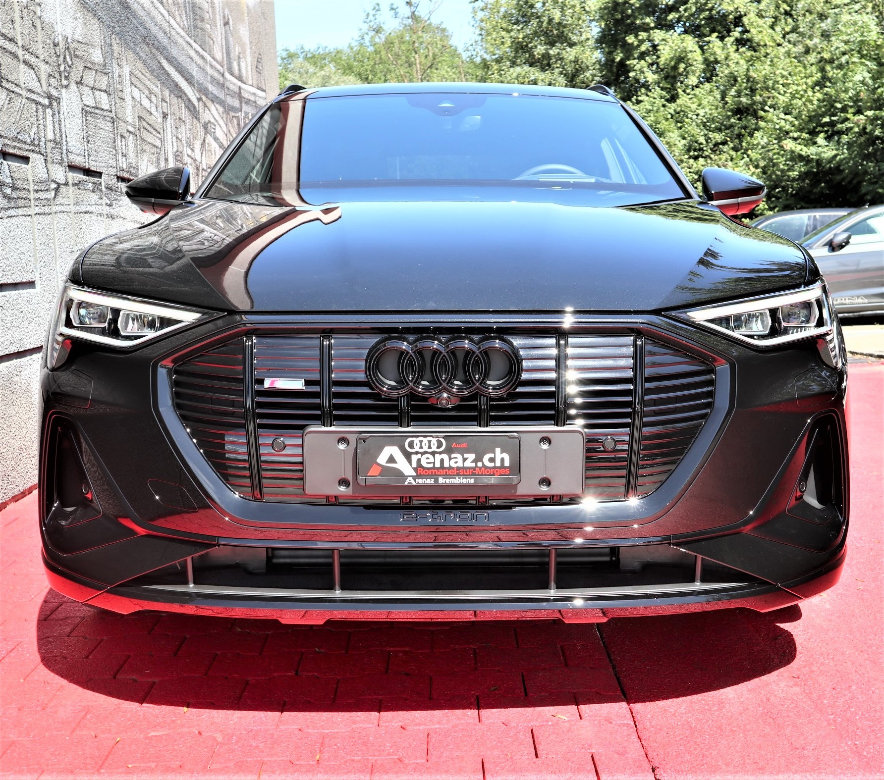 AUDI e-tron 55 Sportback S Line Black Edition quattro-showroom-element-1