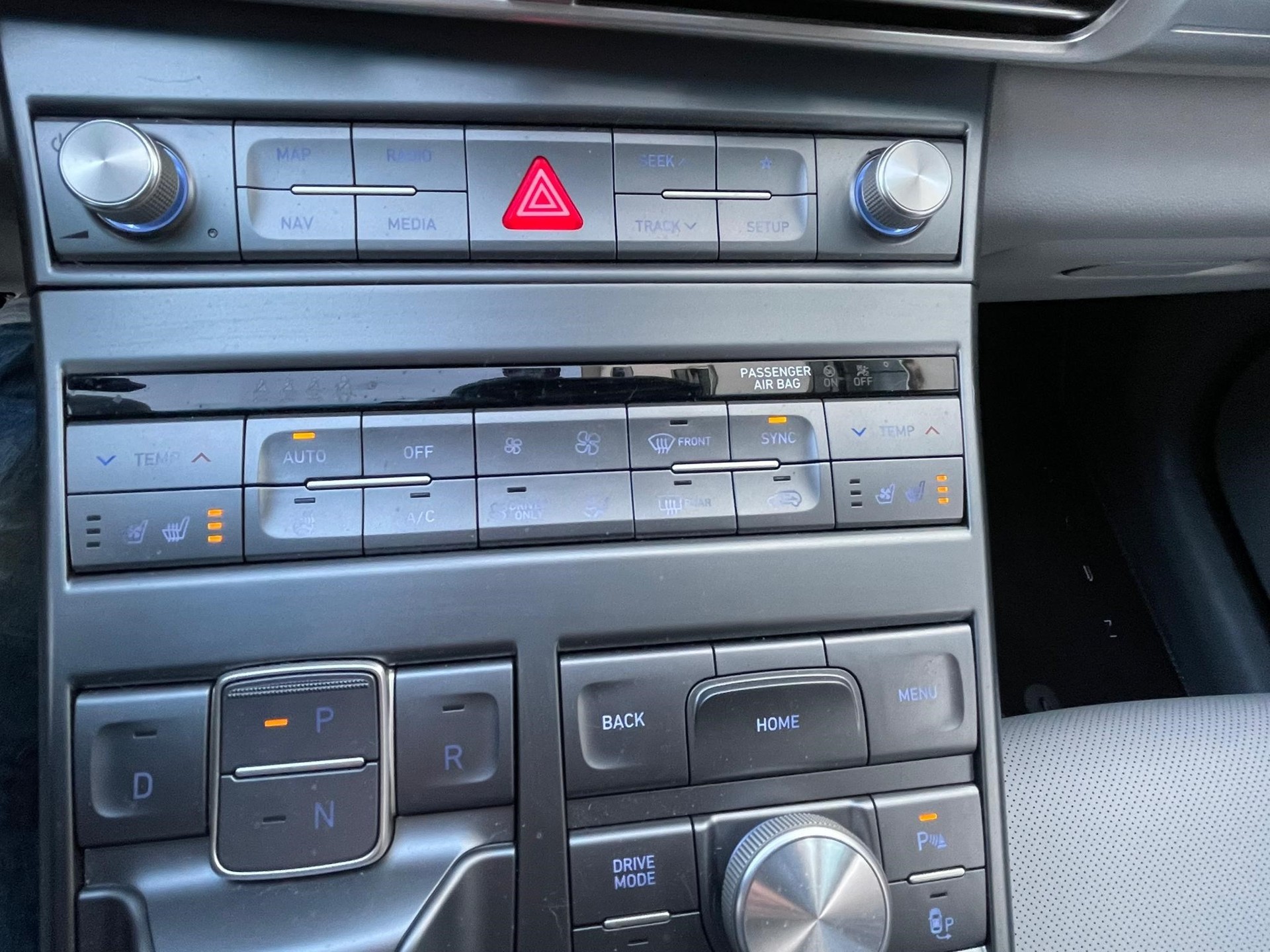 HYUNDAI NEXO Wasserstoff Fuel Cell Teuerste Ausführung Vertex Werksgarantie CH-Auto-image-7
