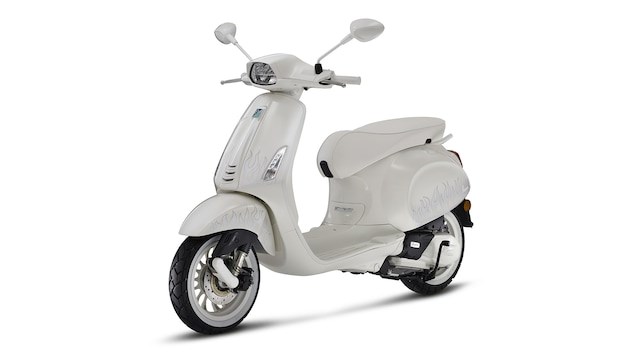 PIAGGIO Vespa Sprint Justin Bieber-showroom-element-2