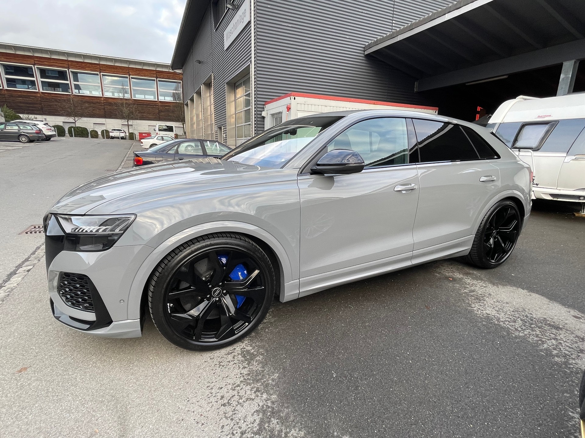 AUDI RSQ8 quattro tiptronic-image-7