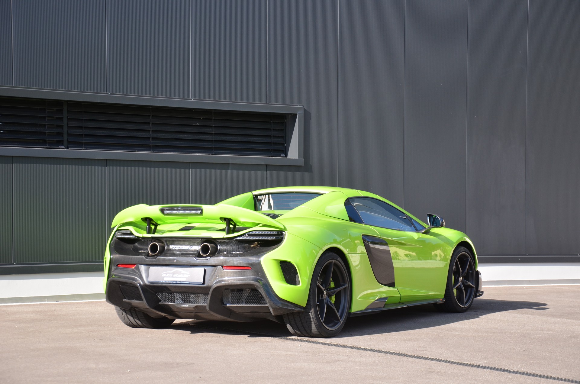 McLAREN 675LT Spider 3.8 V8 SSG-image-6