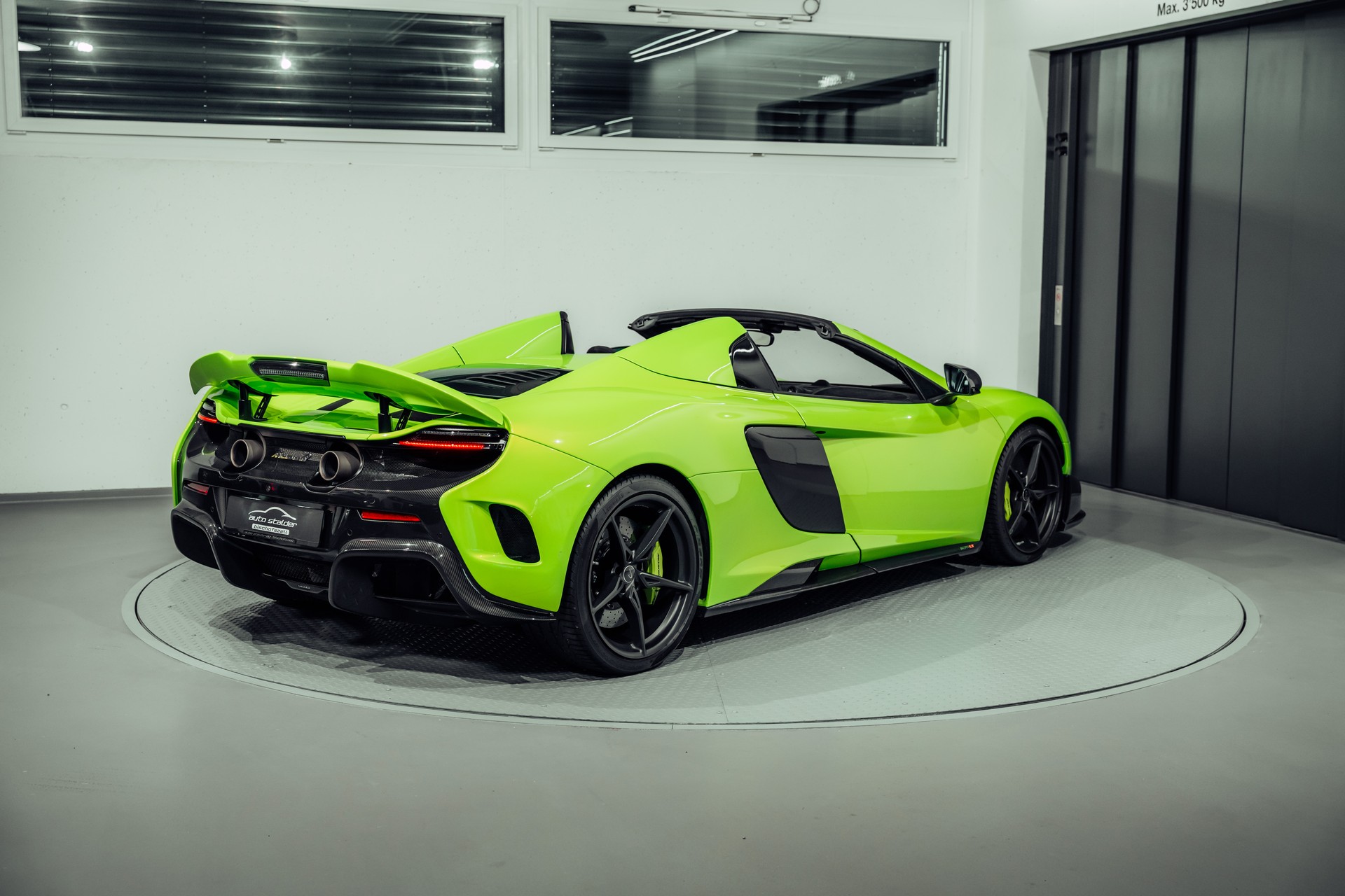 McLAREN 675LT Spider 3.8 V8 SSG-image-6